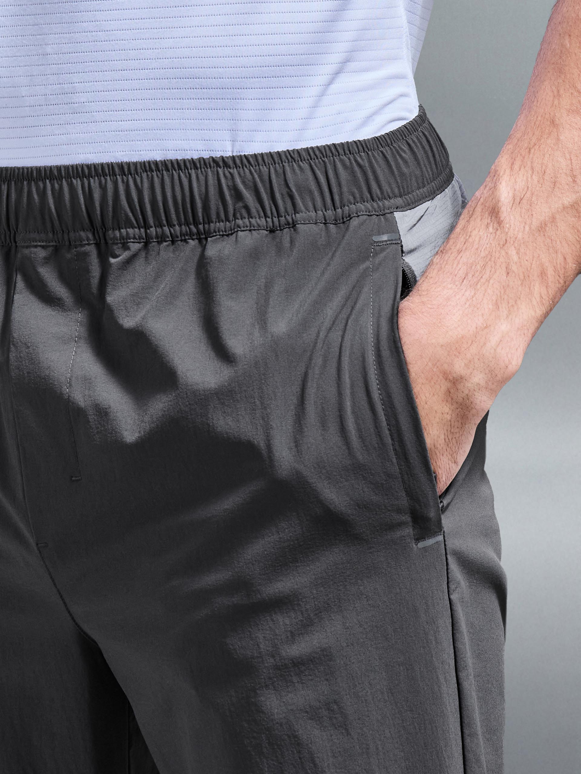 Mens Utility Trail Trackpant in Grey