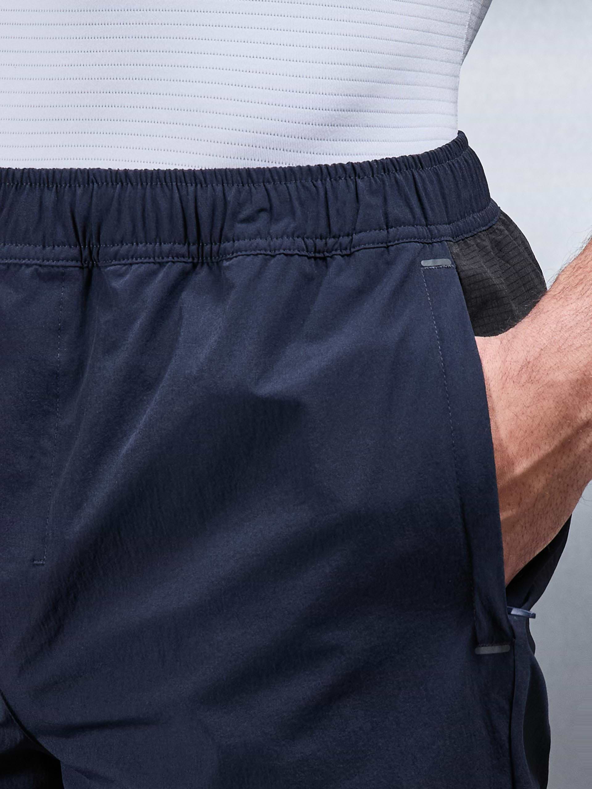 Utility Trail Trackpant in Navy