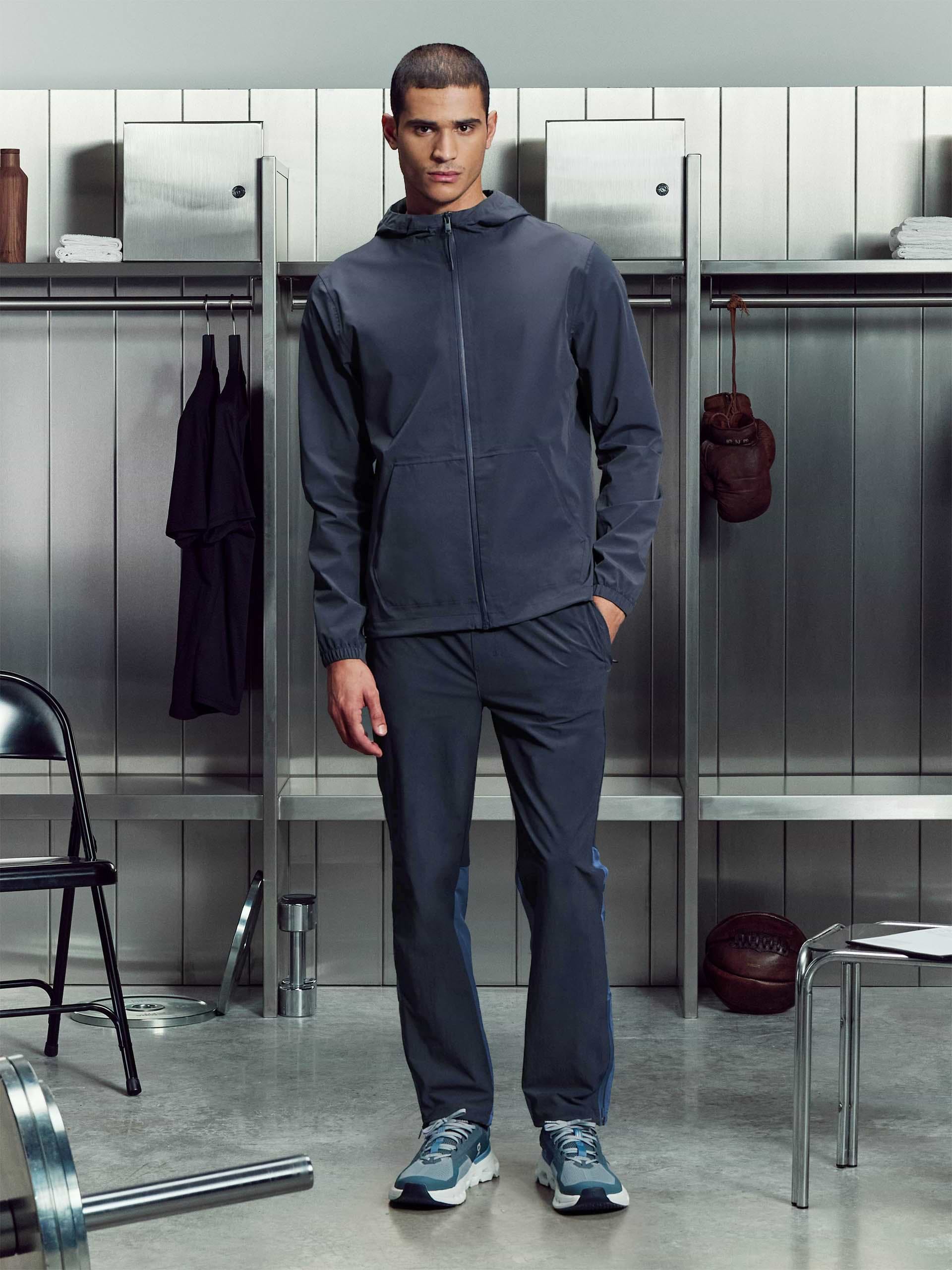 Mens Utility Trail Trackpant in Slate Blue