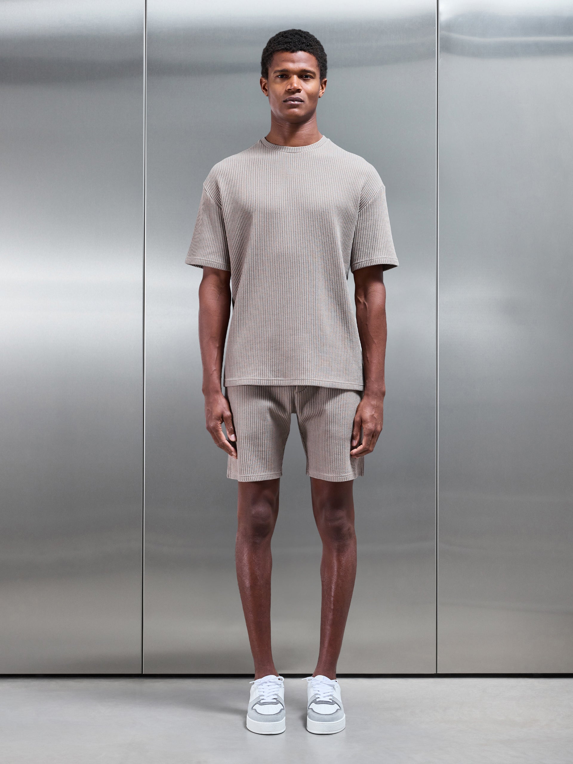 Mens Waffle Relaxed Short in Taupe