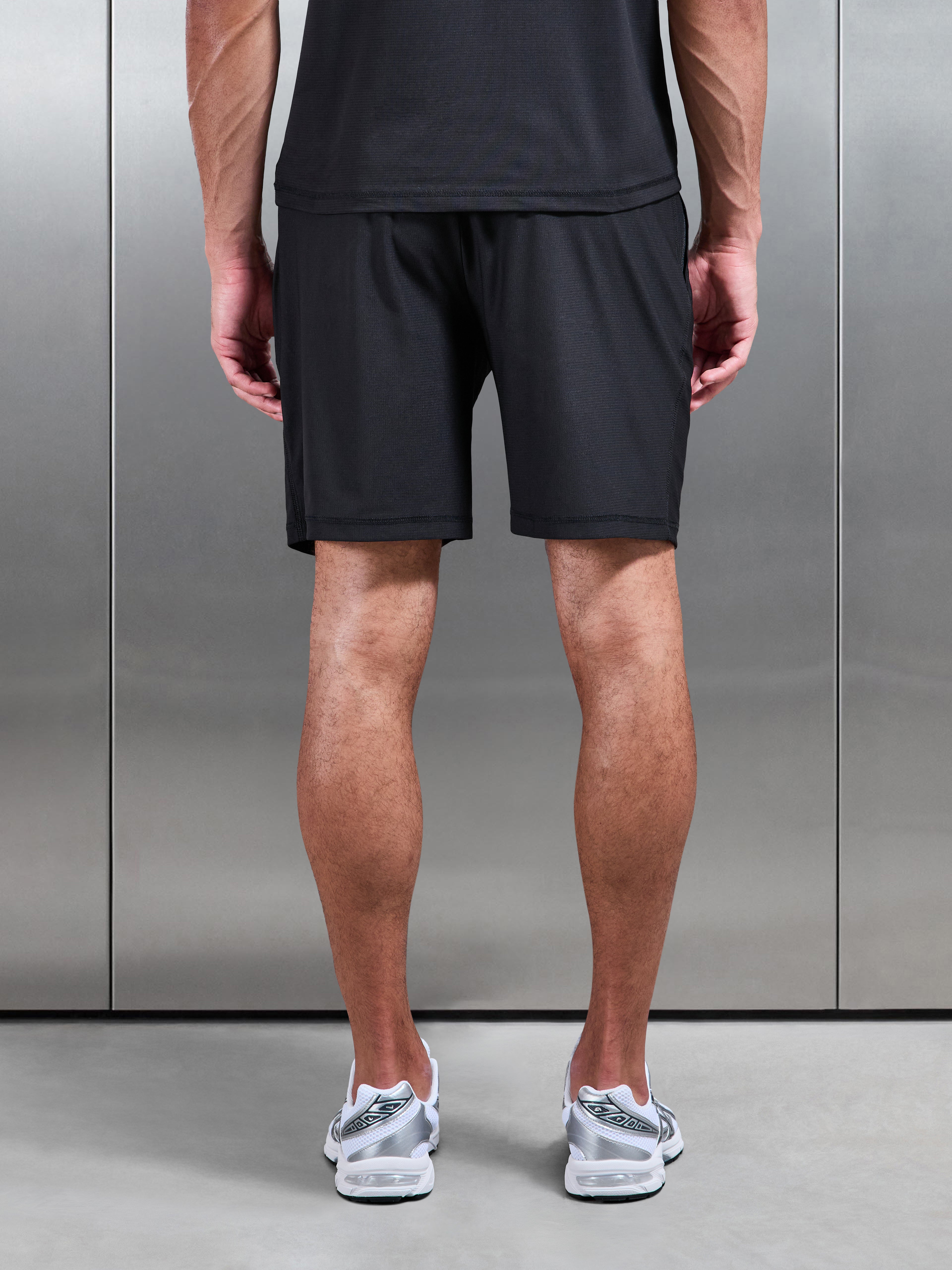 Mens Warp Knitted Short in Black