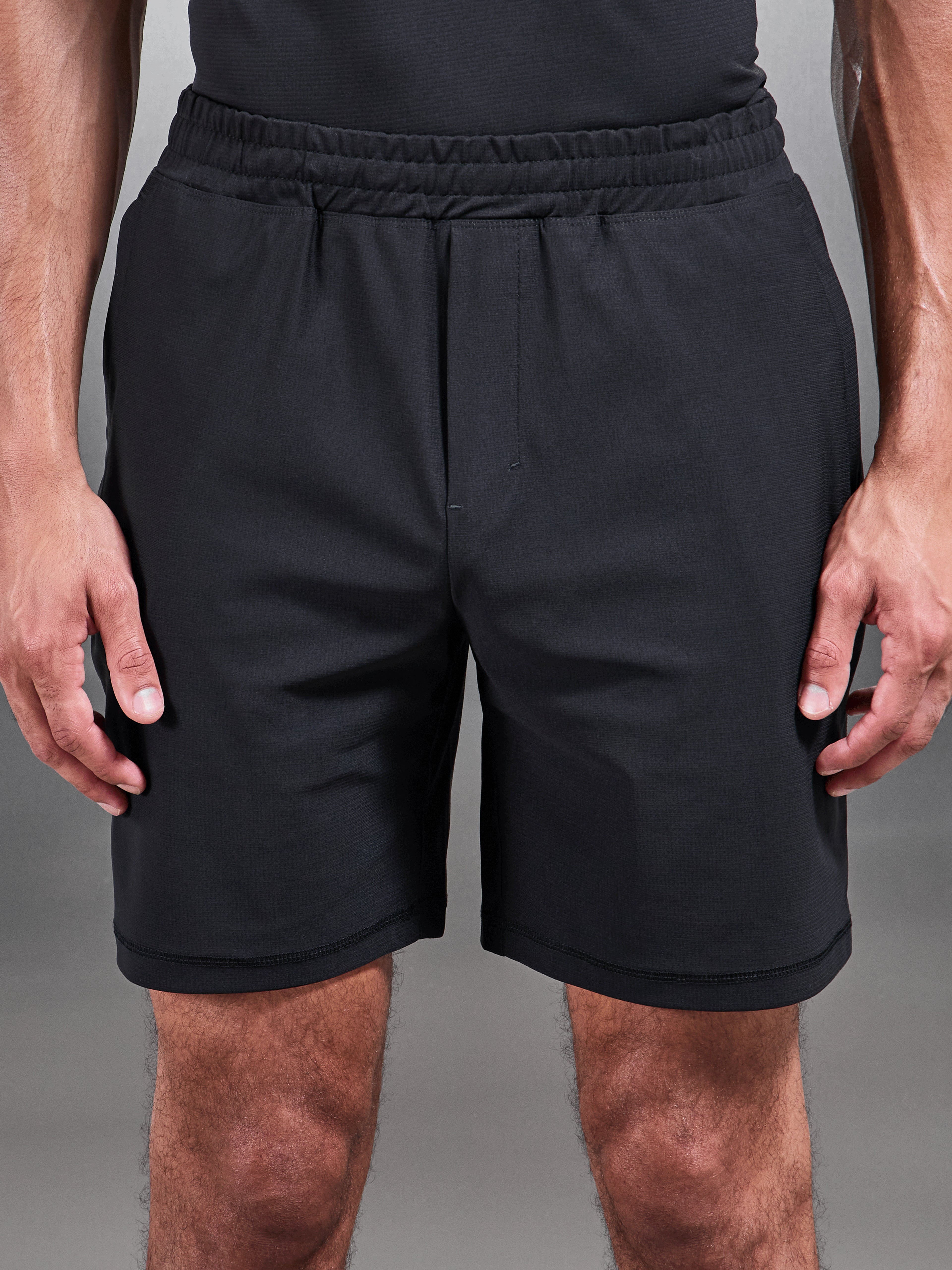 Mens Warp Knitted Short in Black
