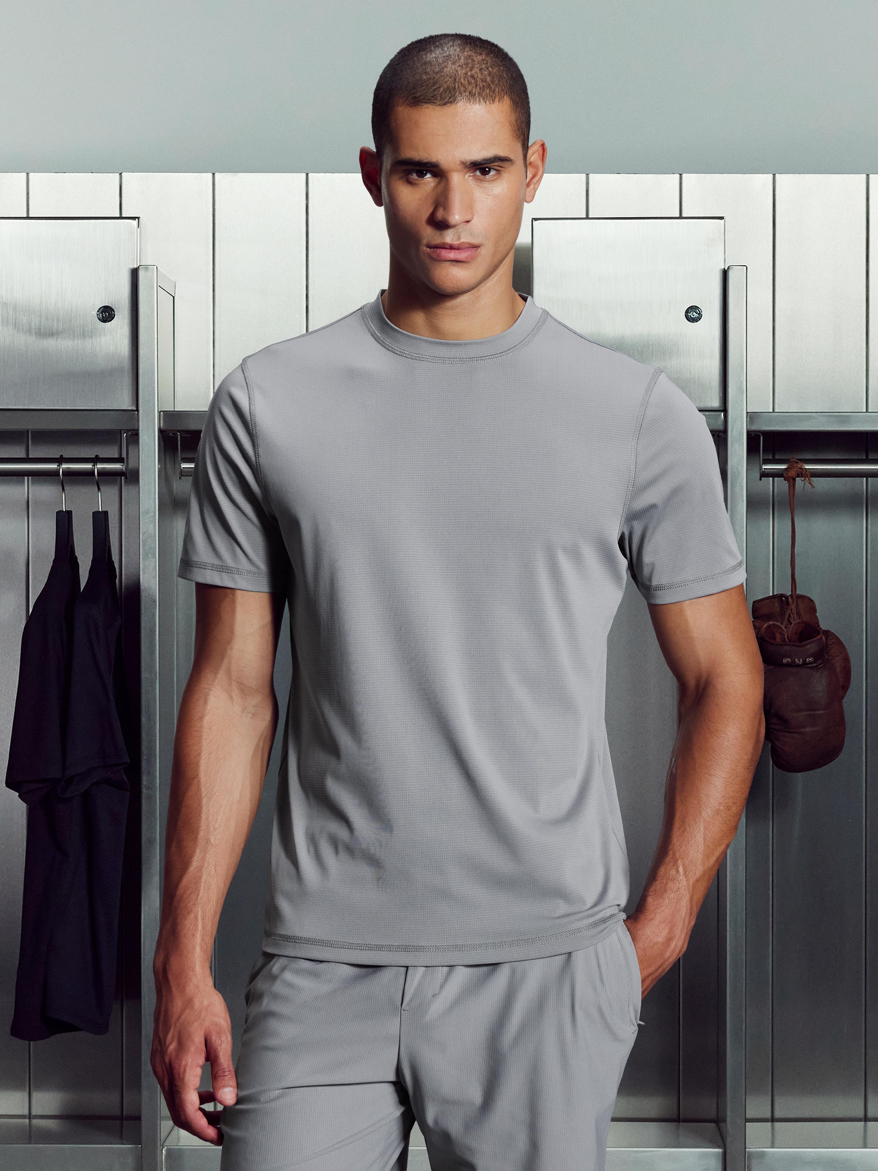 Mens Warp Knitted T-Shirt in Grey