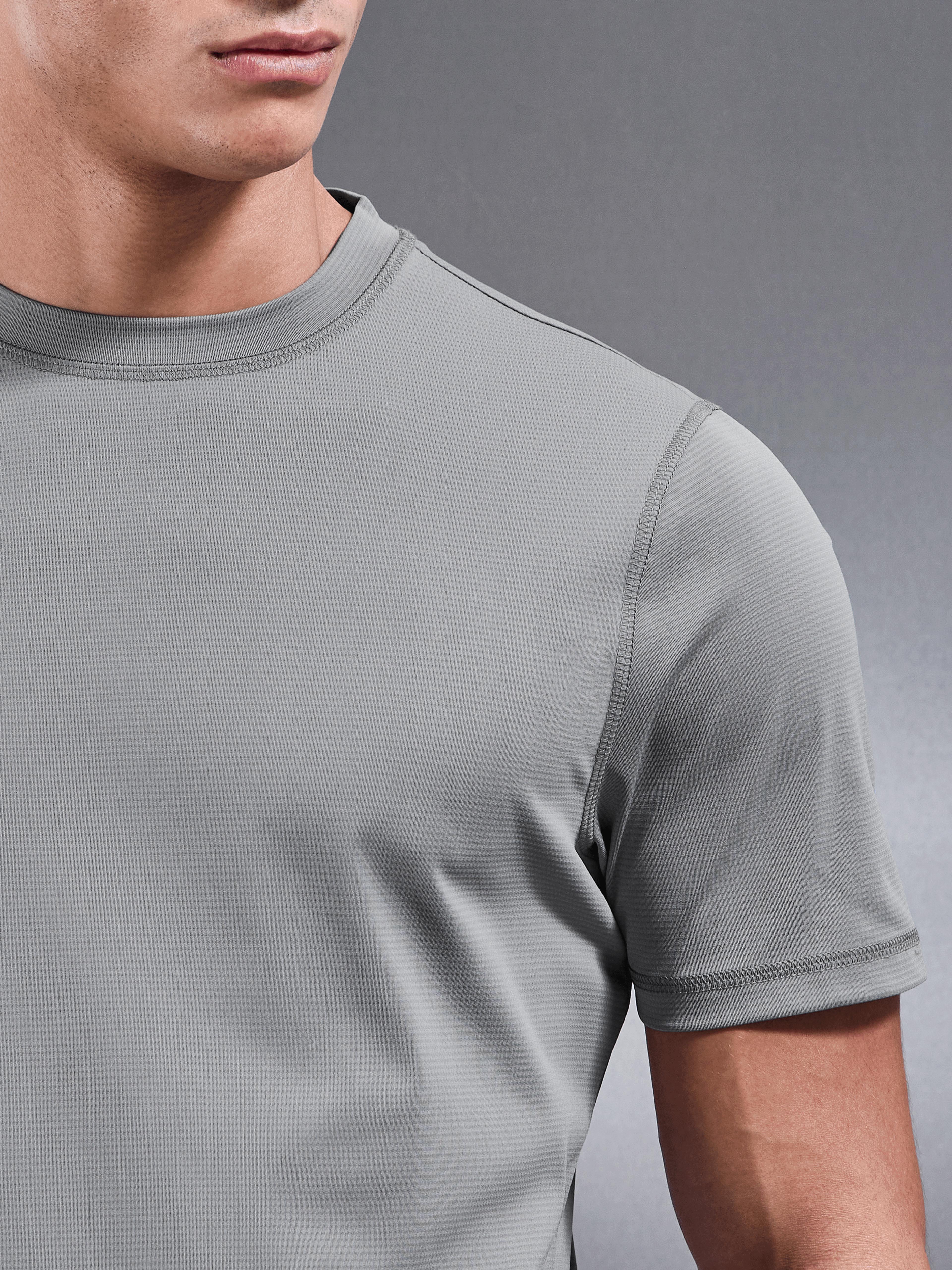 Mens Warp Knitted T-Shirt in Grey