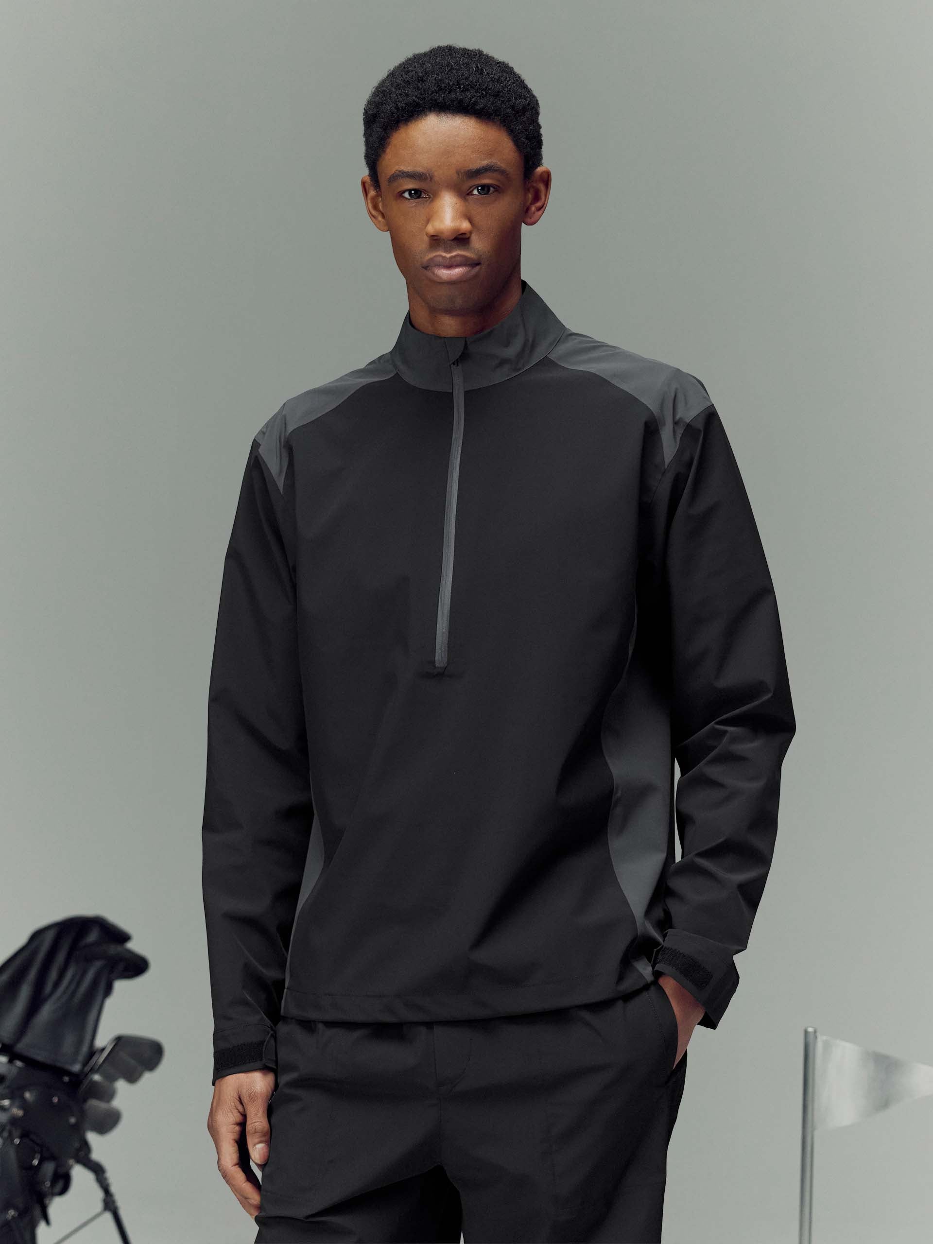 Mens Waterproof Golf Colour Block Half Zip in Black