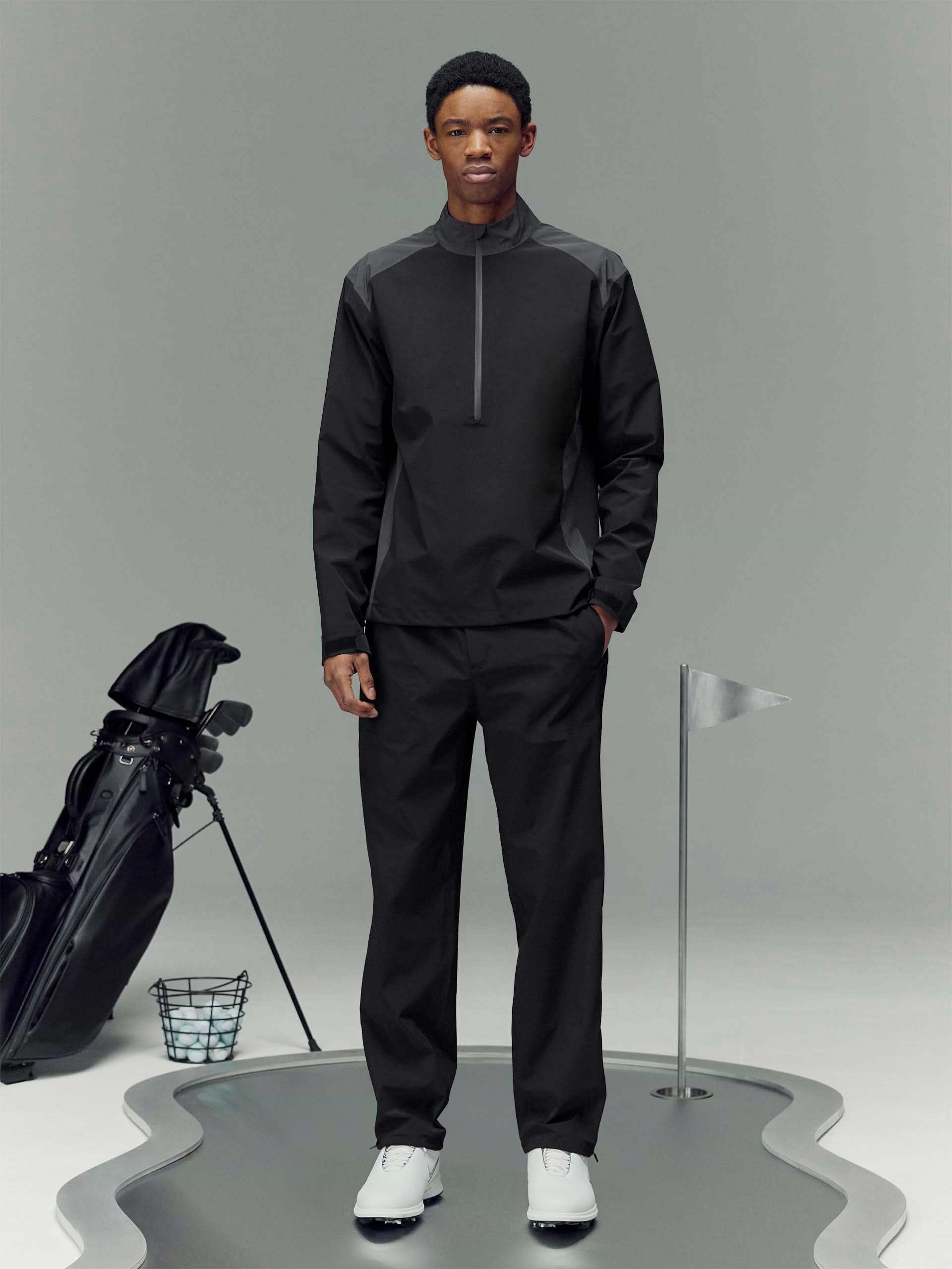 Mens Waterproof Golf Colour Block Half Zip in Black