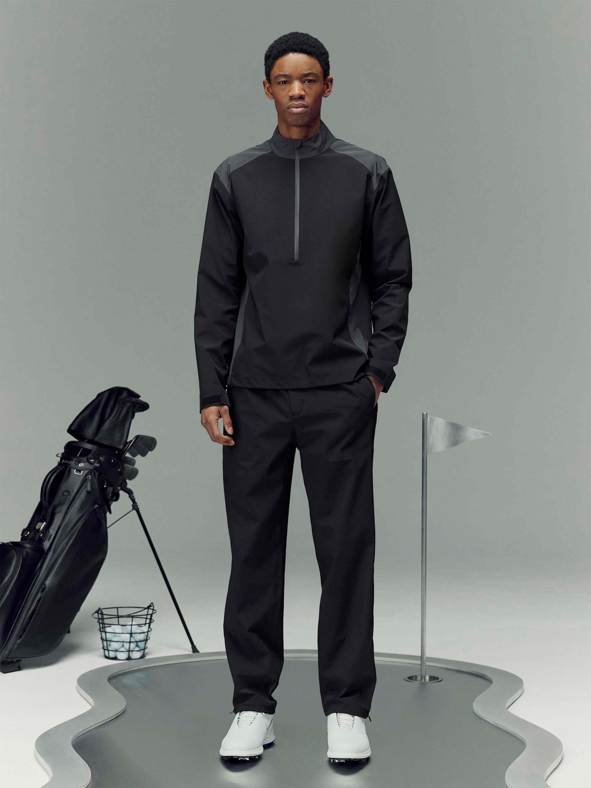 Mens Waterproof Golf Colour Block Half Zip in Black