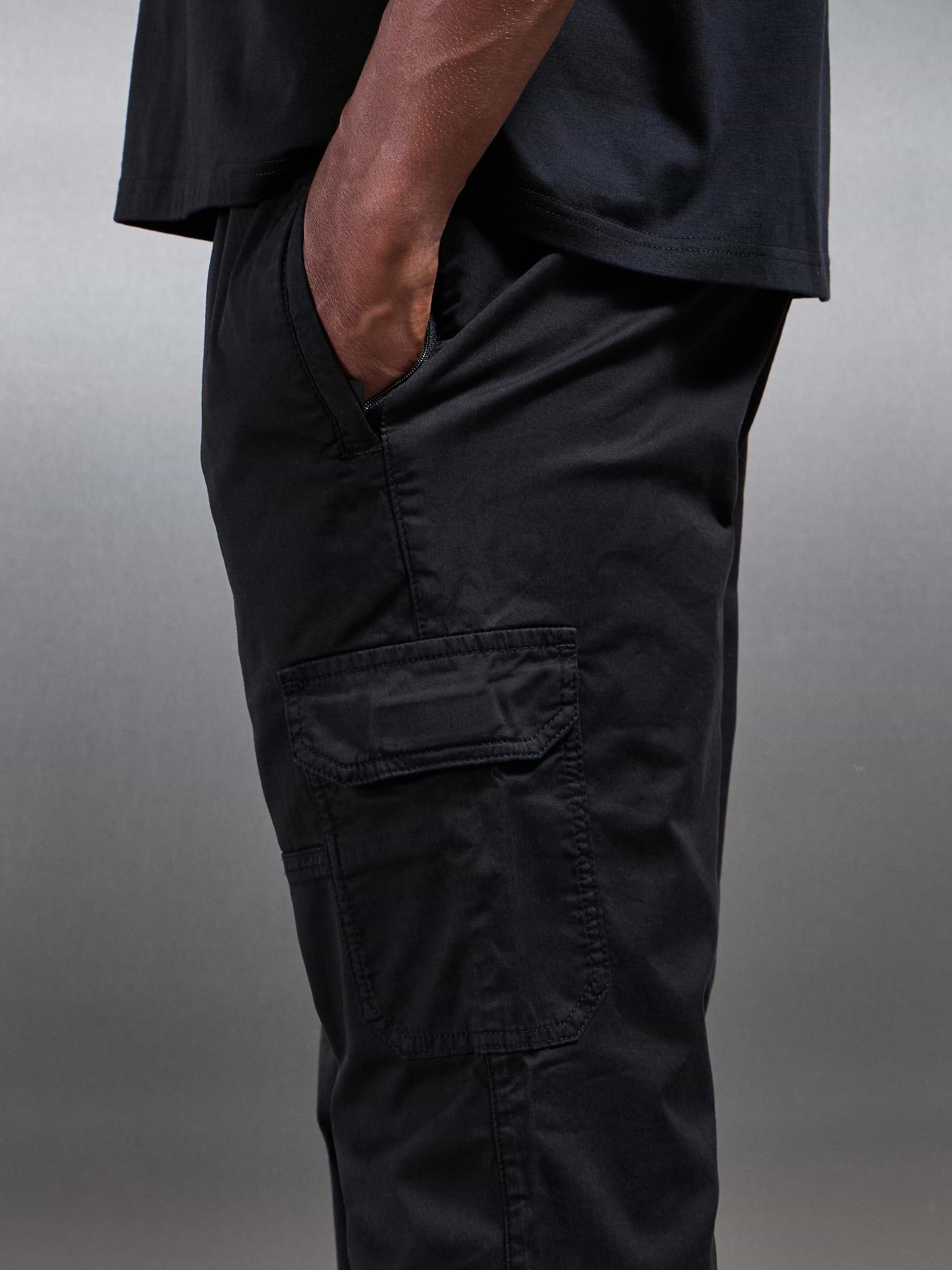 Worker Cargo Pant in Black