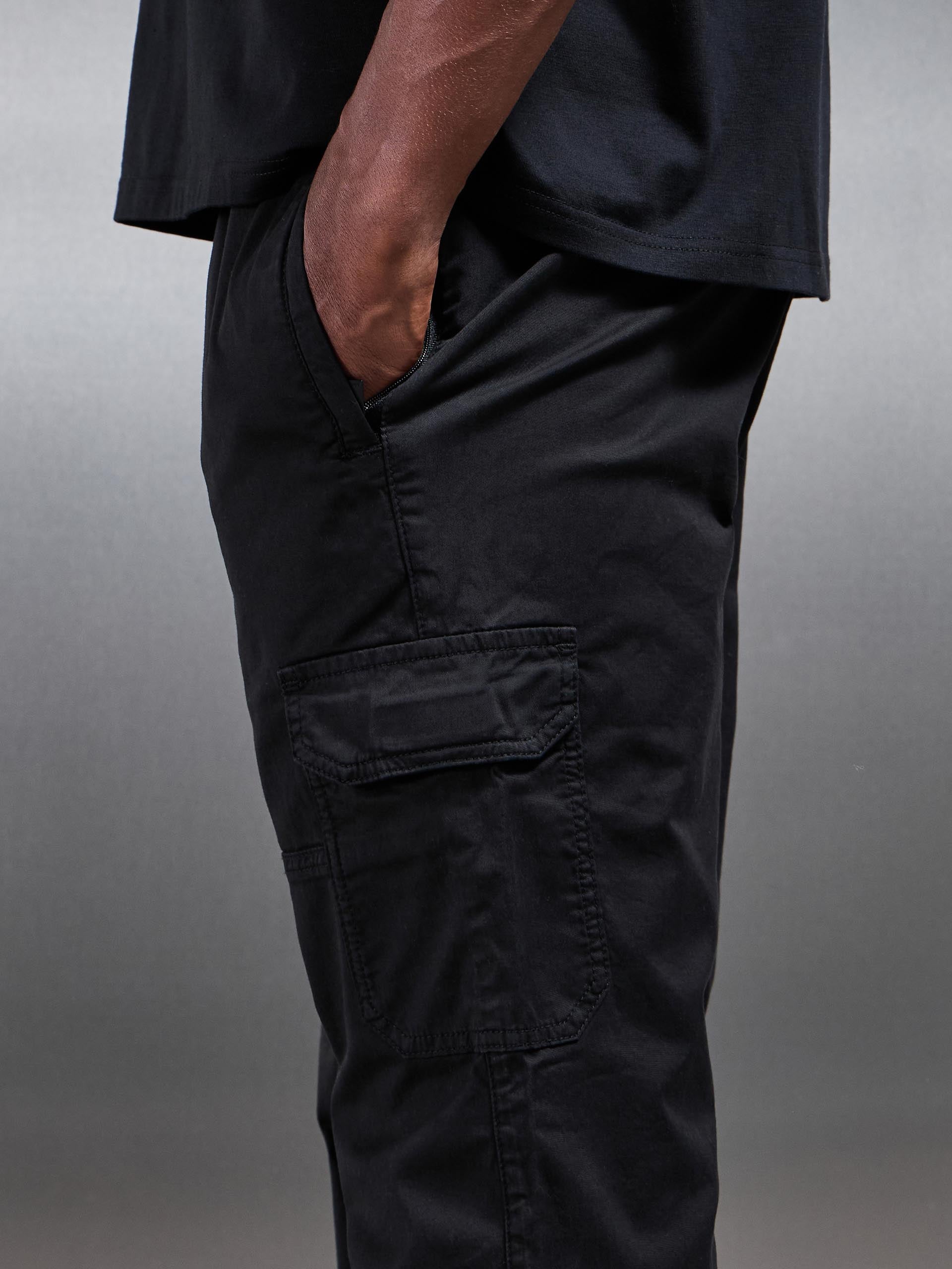 Mens Worker Cargo Pant in Black