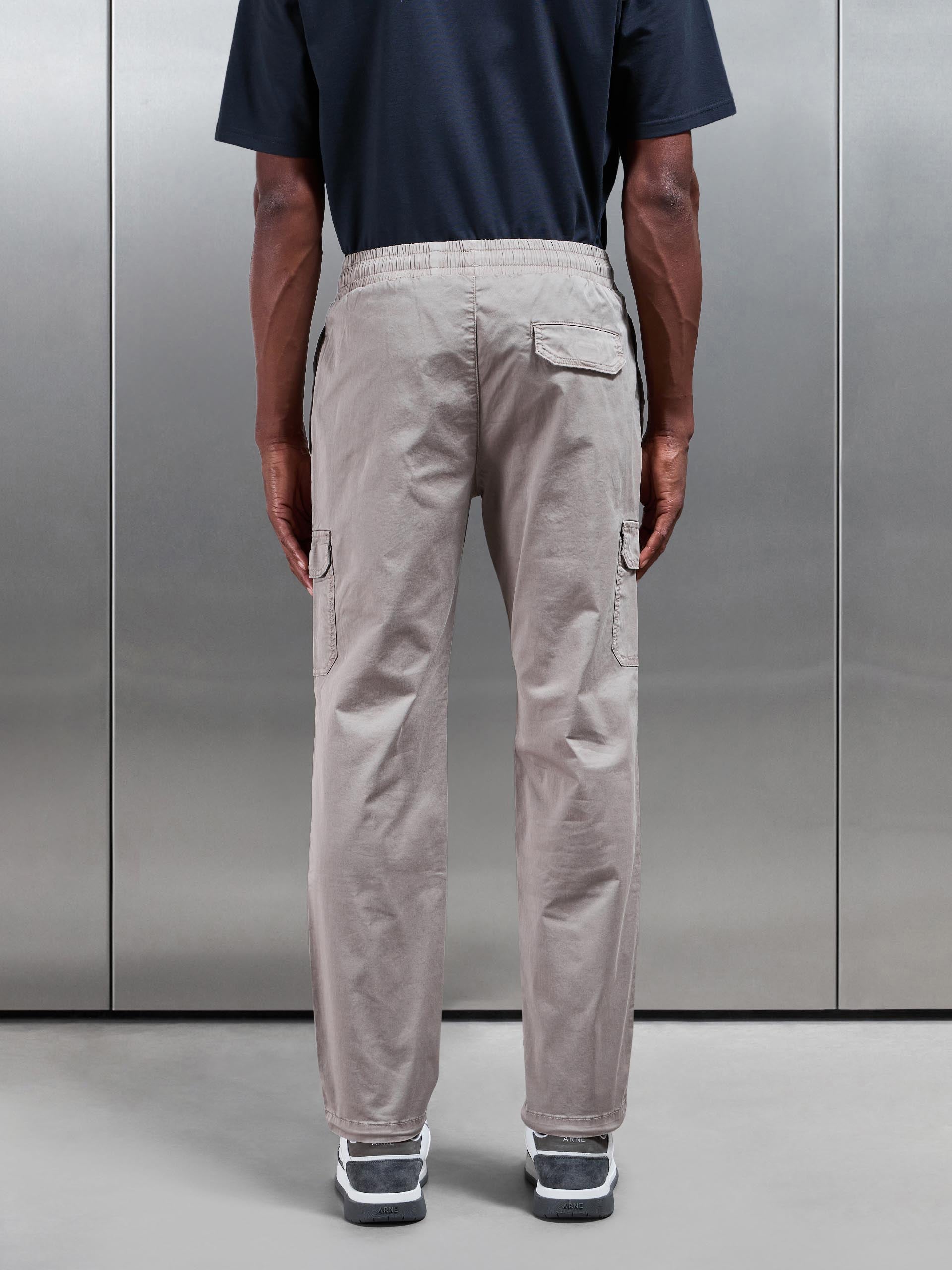 Mens Worker Cargo Pant in Stone