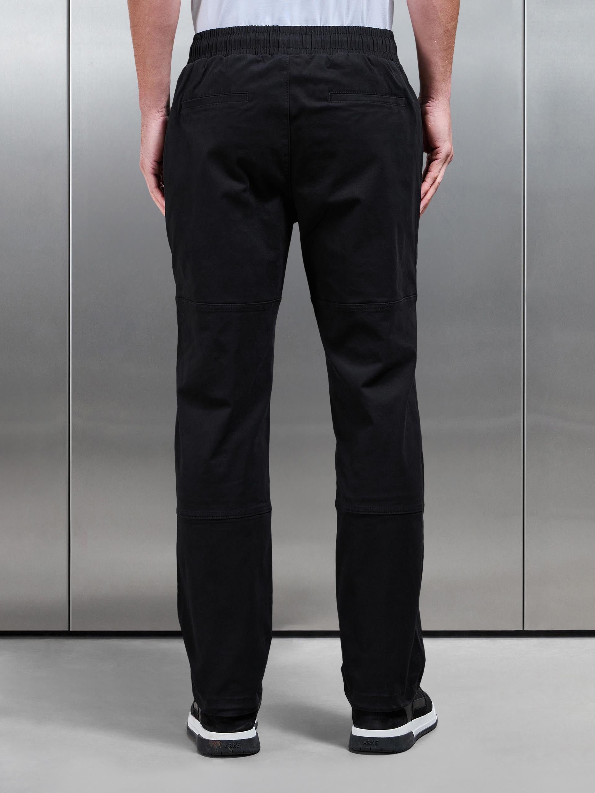 Mens Worker Trouser in Black