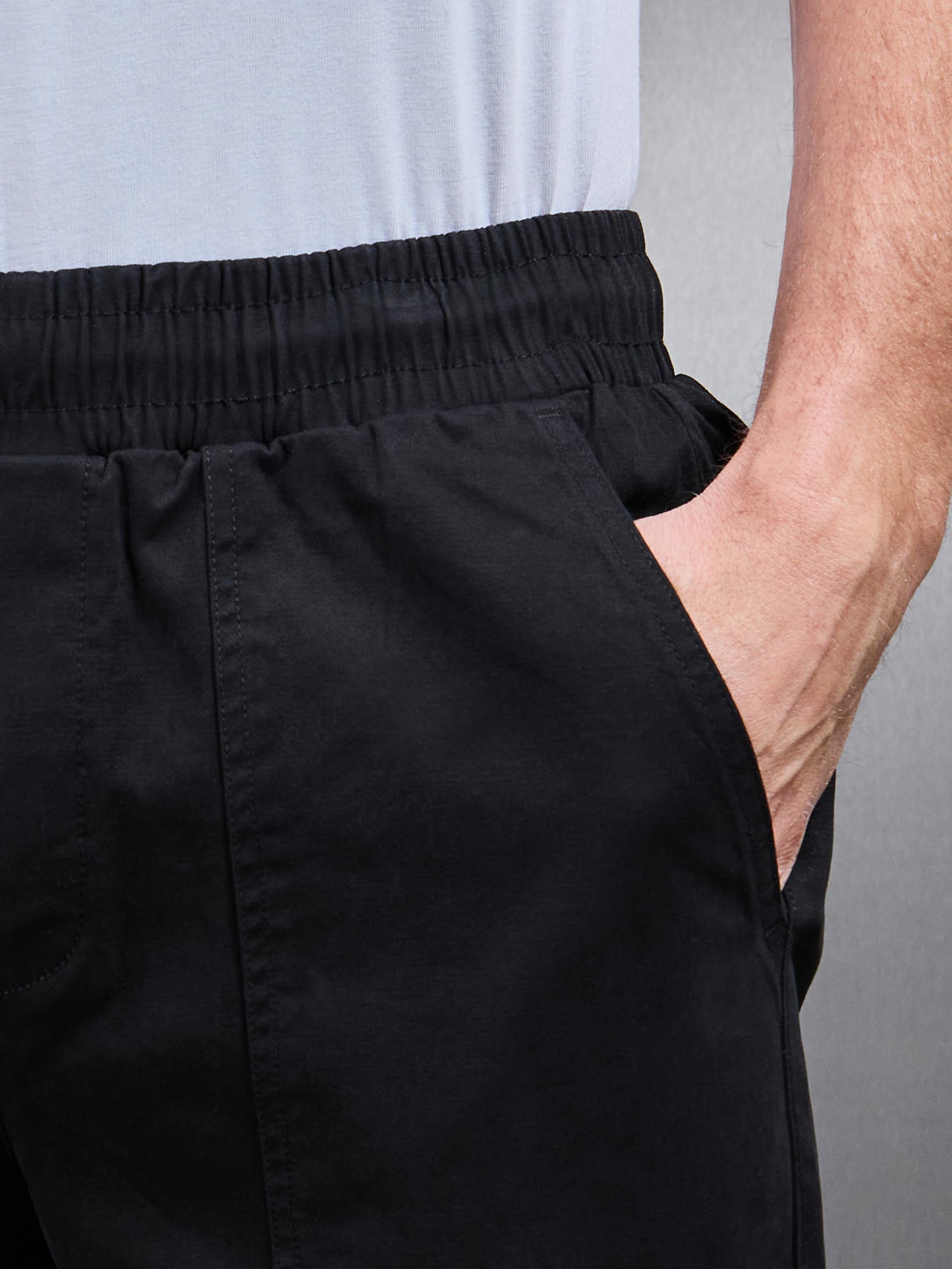 Mens Worker Trouser in Black