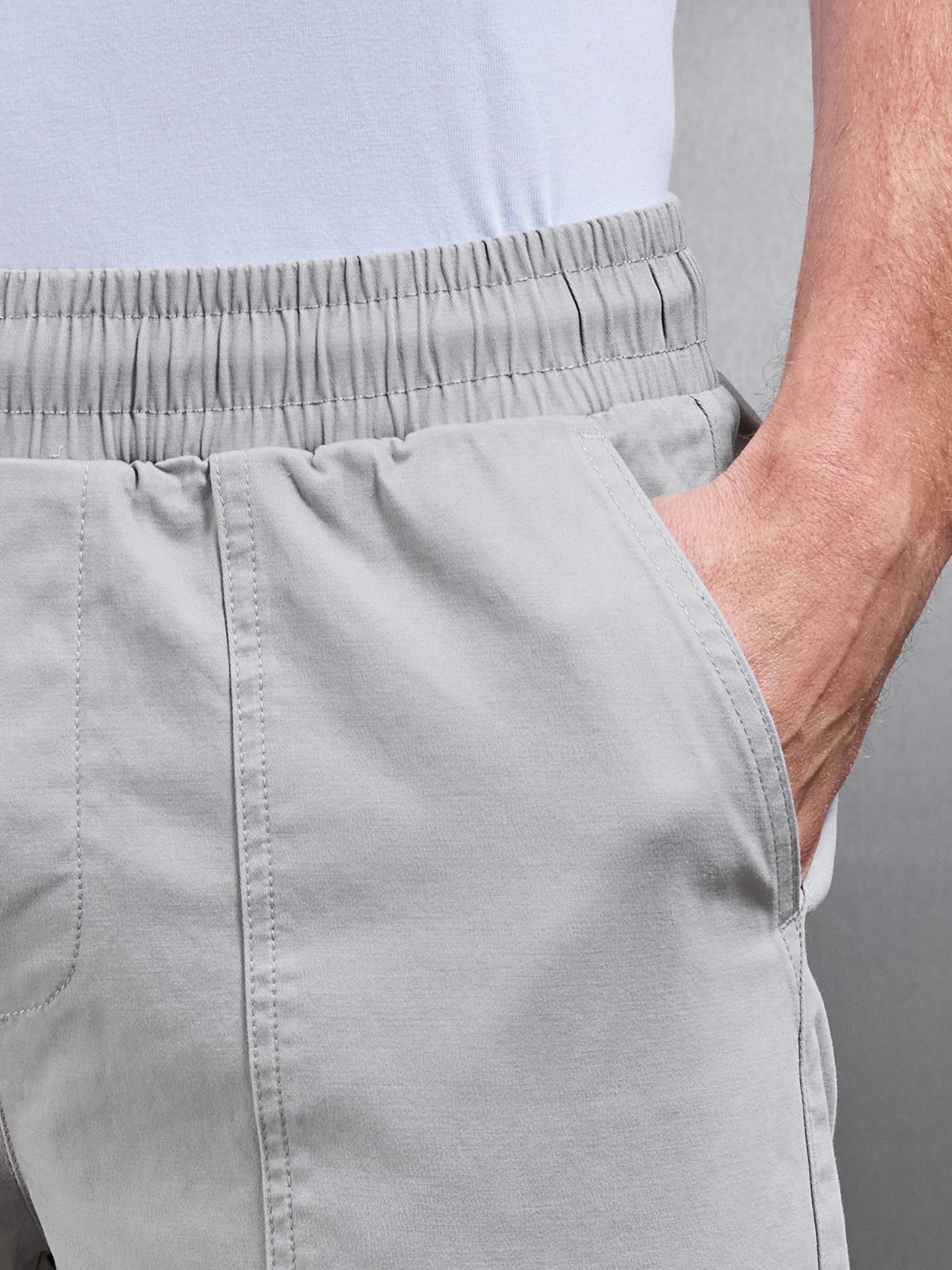 Mens Worker Trouser in Stone