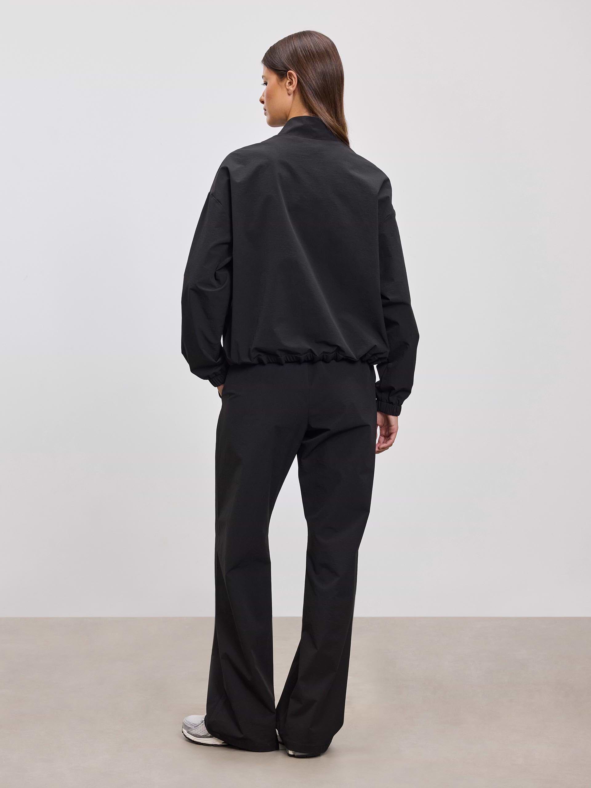 Womens Nylon 1/4 Zip in Black