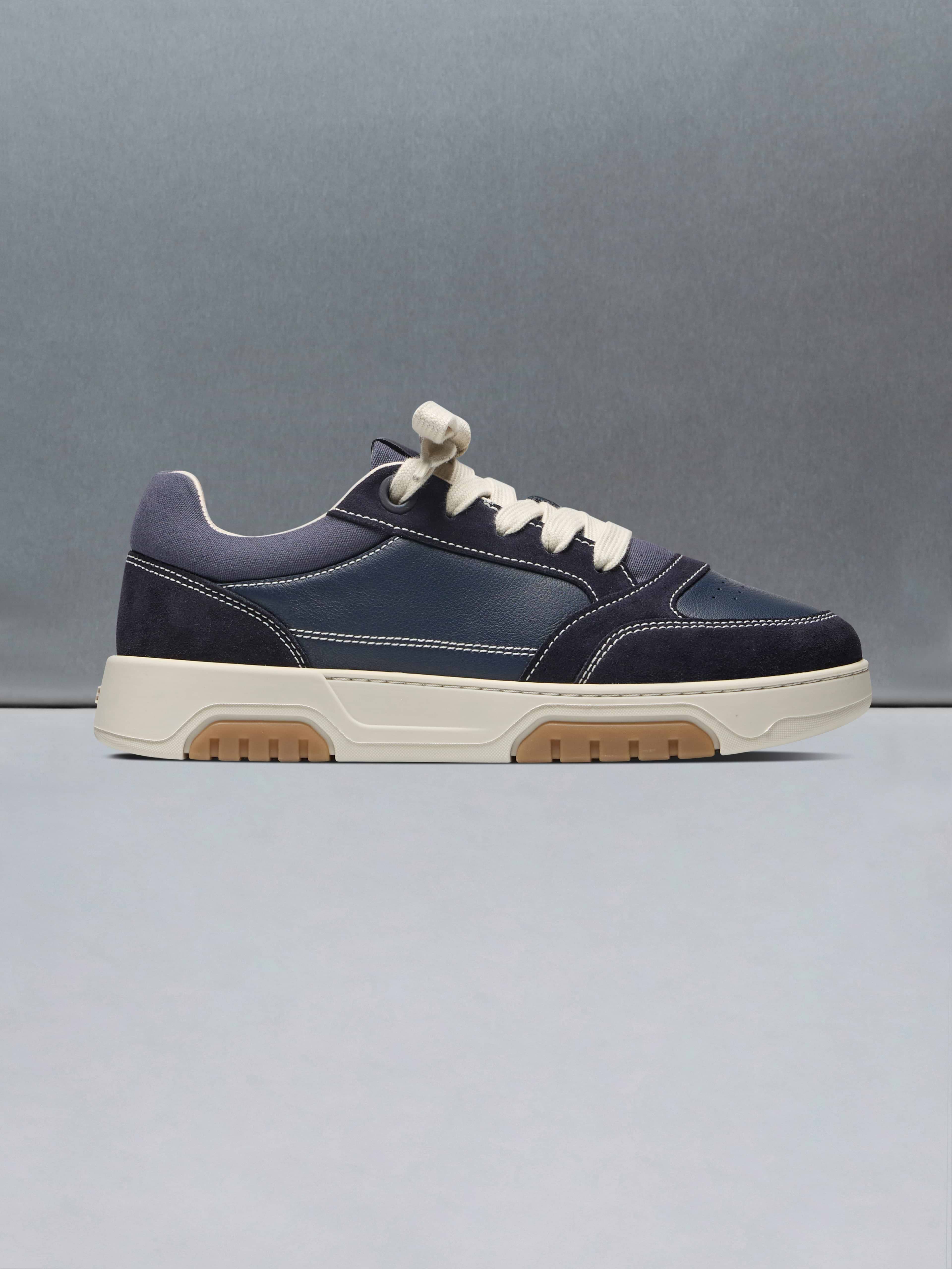 Nova Trainer in Navy Beige
