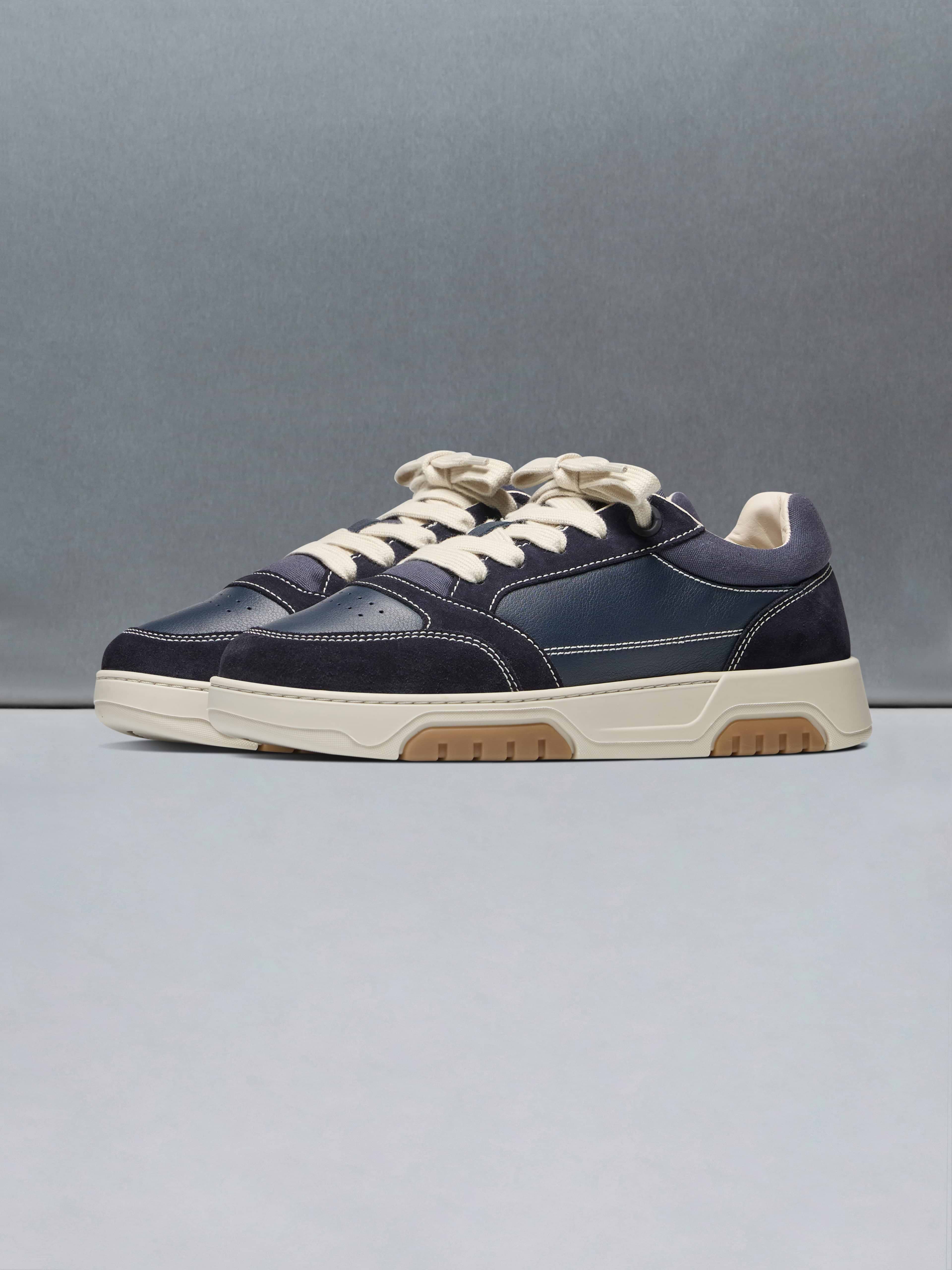 Nova Trainer in Navy Beige