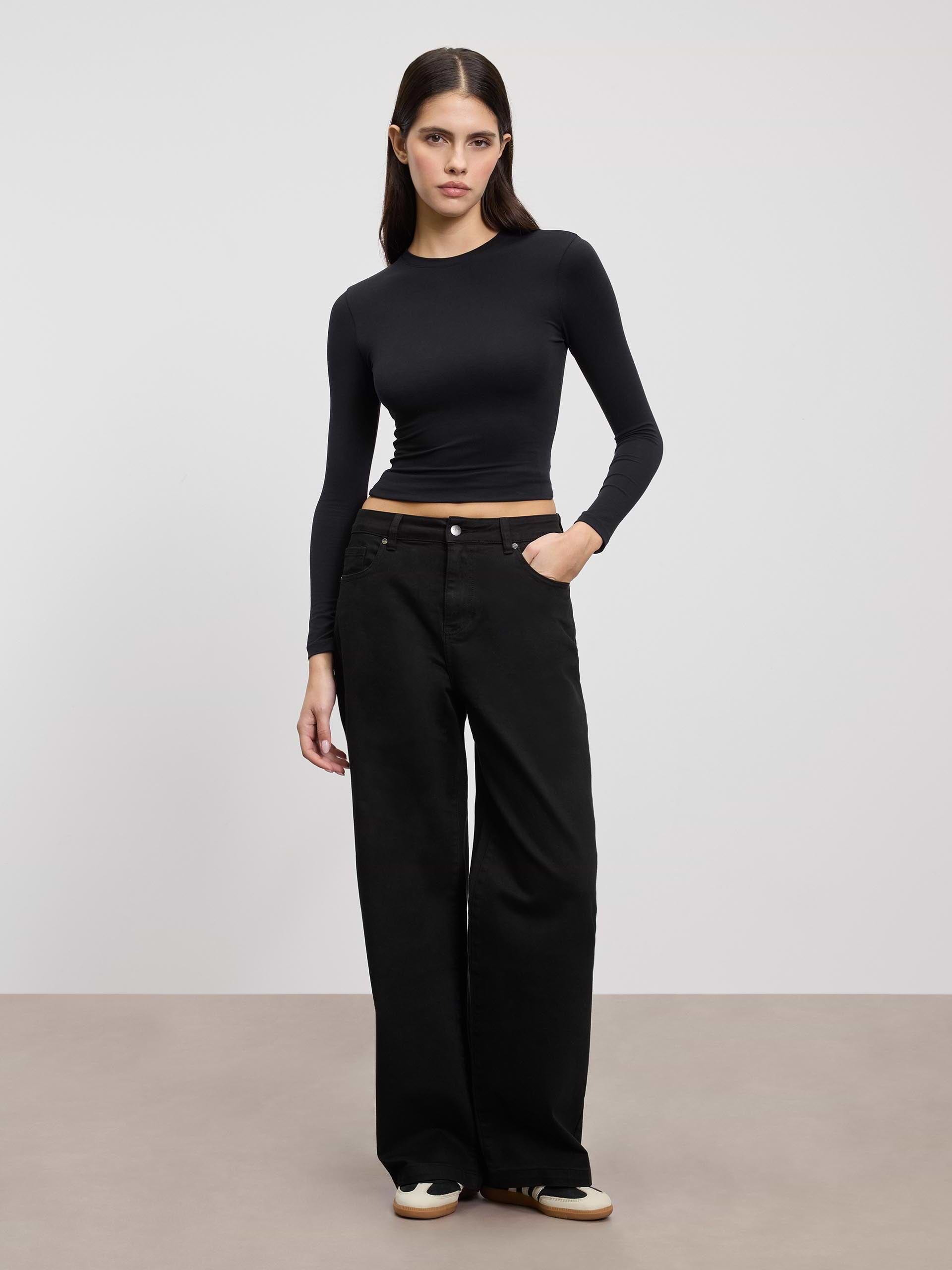 Womens Relaxed Fit Denim Jeans in Black