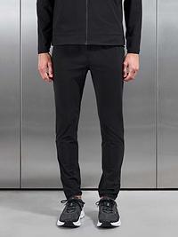 Pace Trackpant in Black
