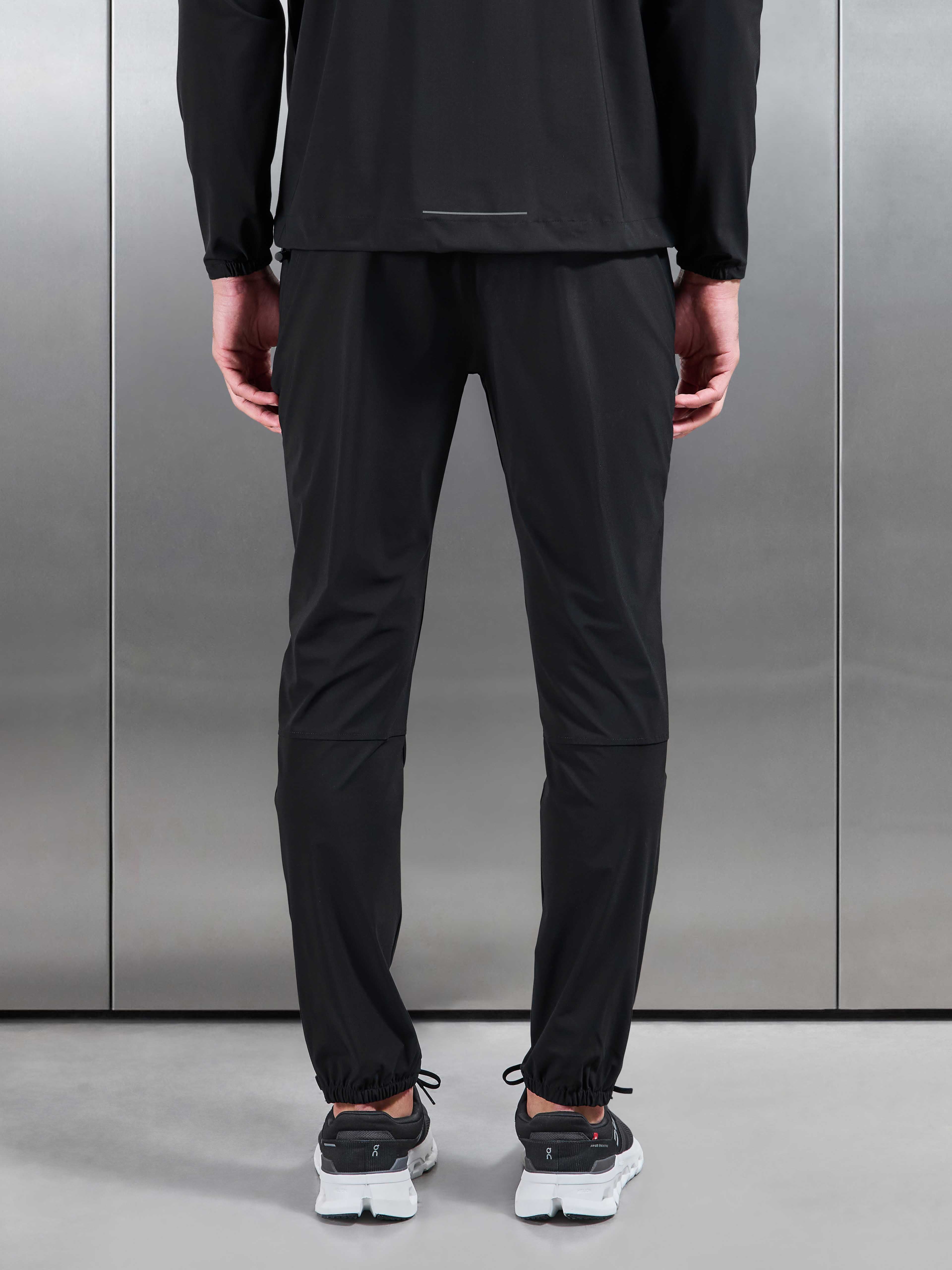 Pace Trackpant in Black