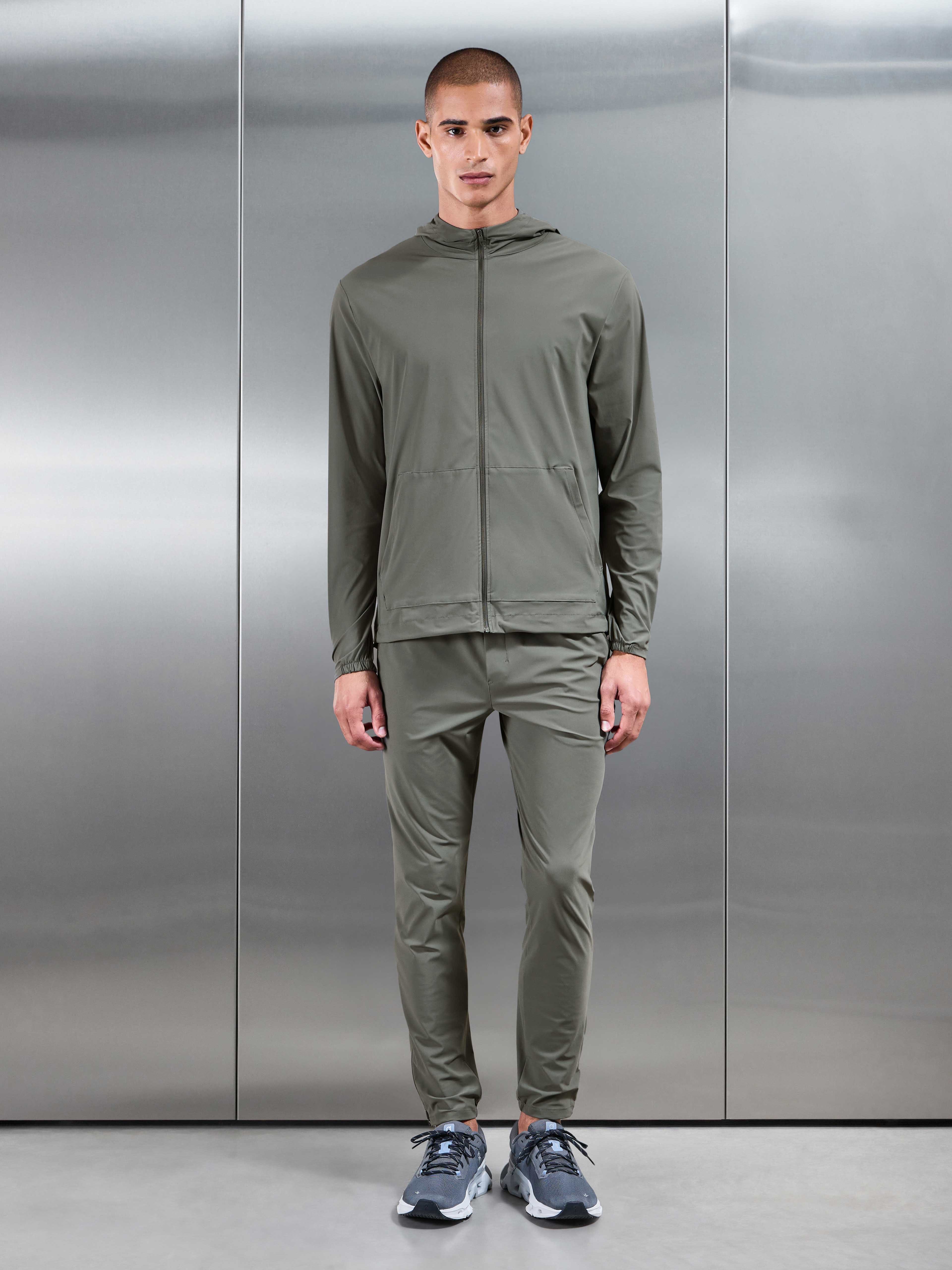 Pace Trackpant in Dark Olive