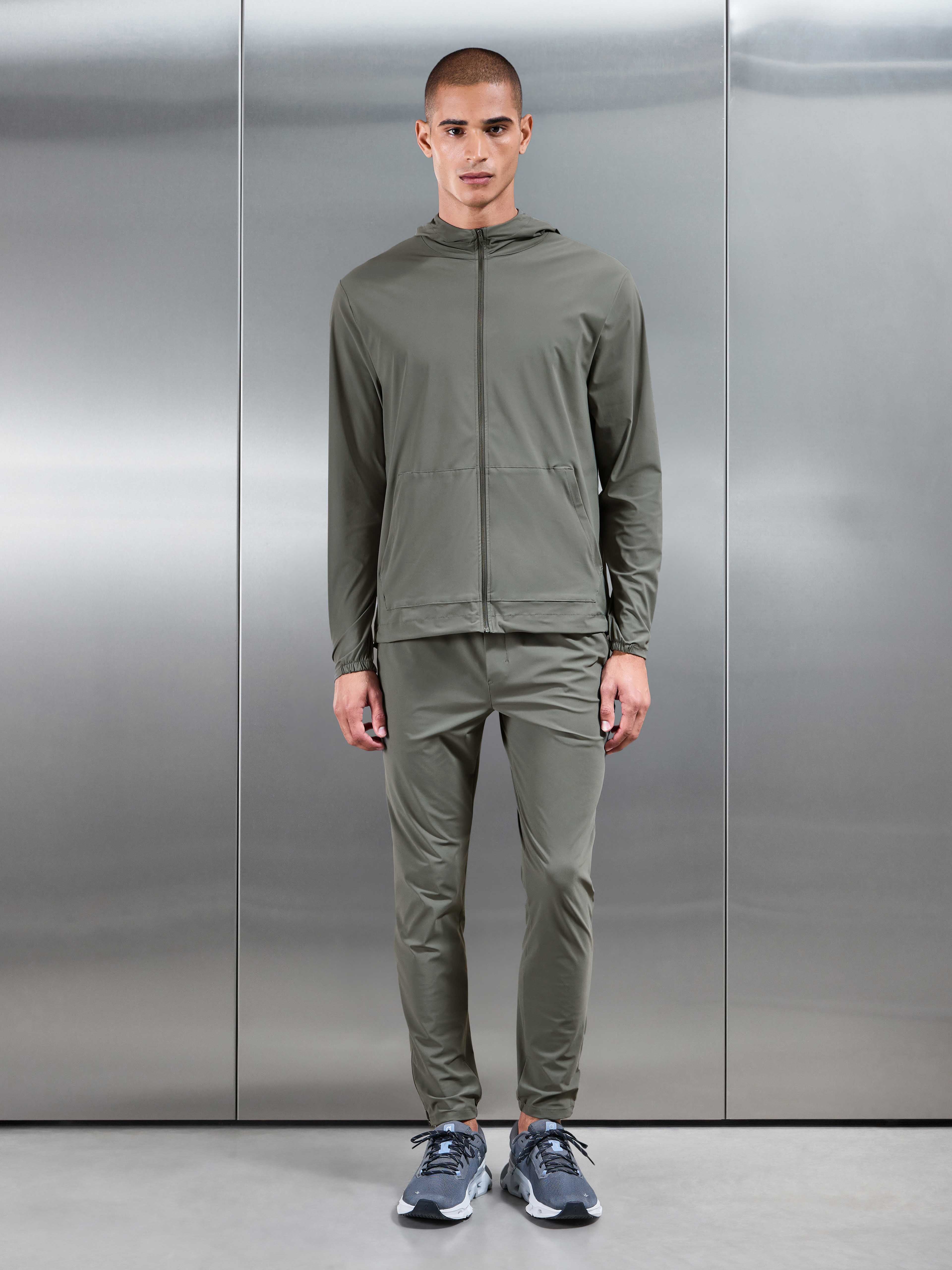 Pace Trackpant in Dark Olive