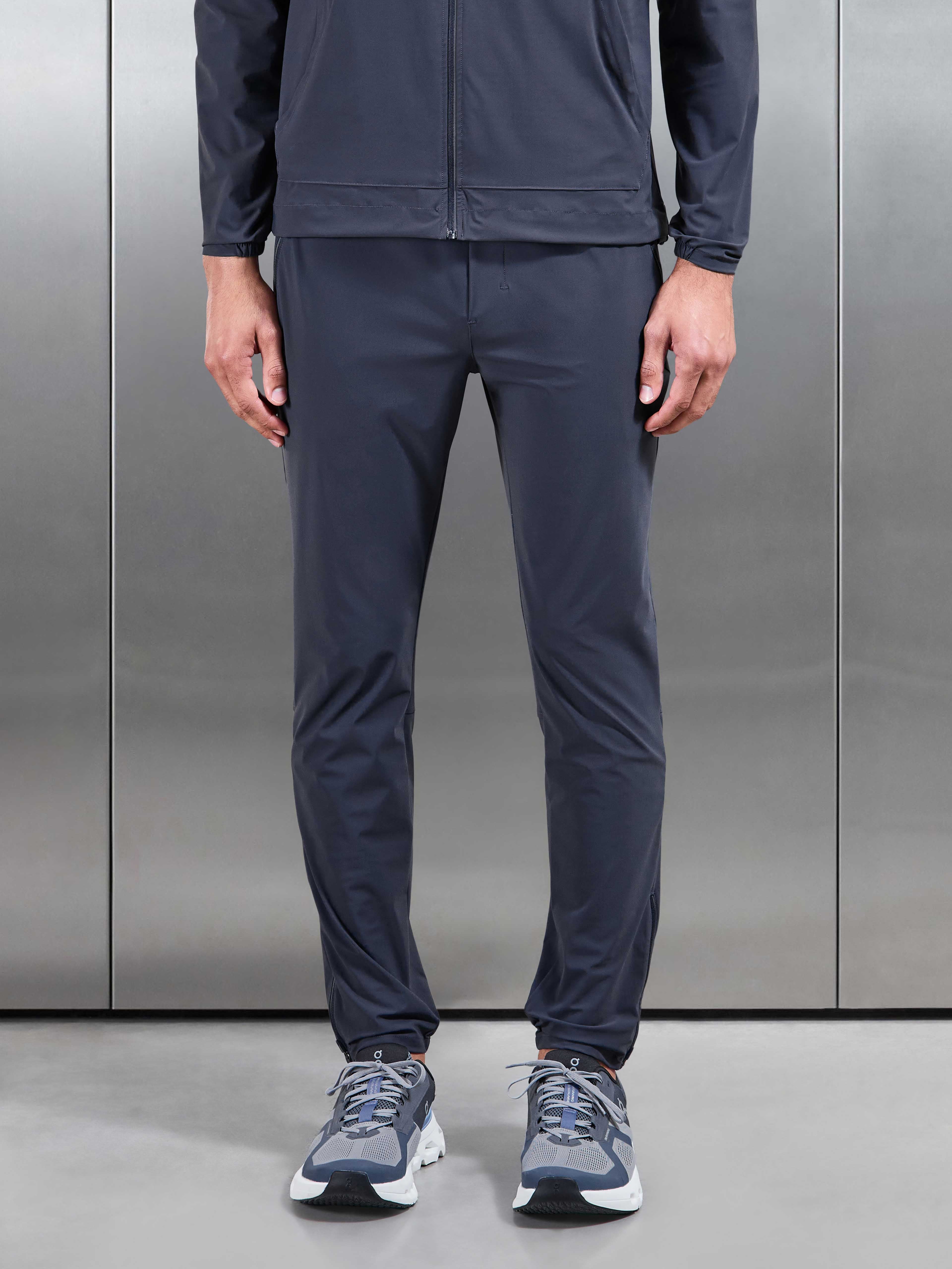 Pace Trackpant in Slate Blue