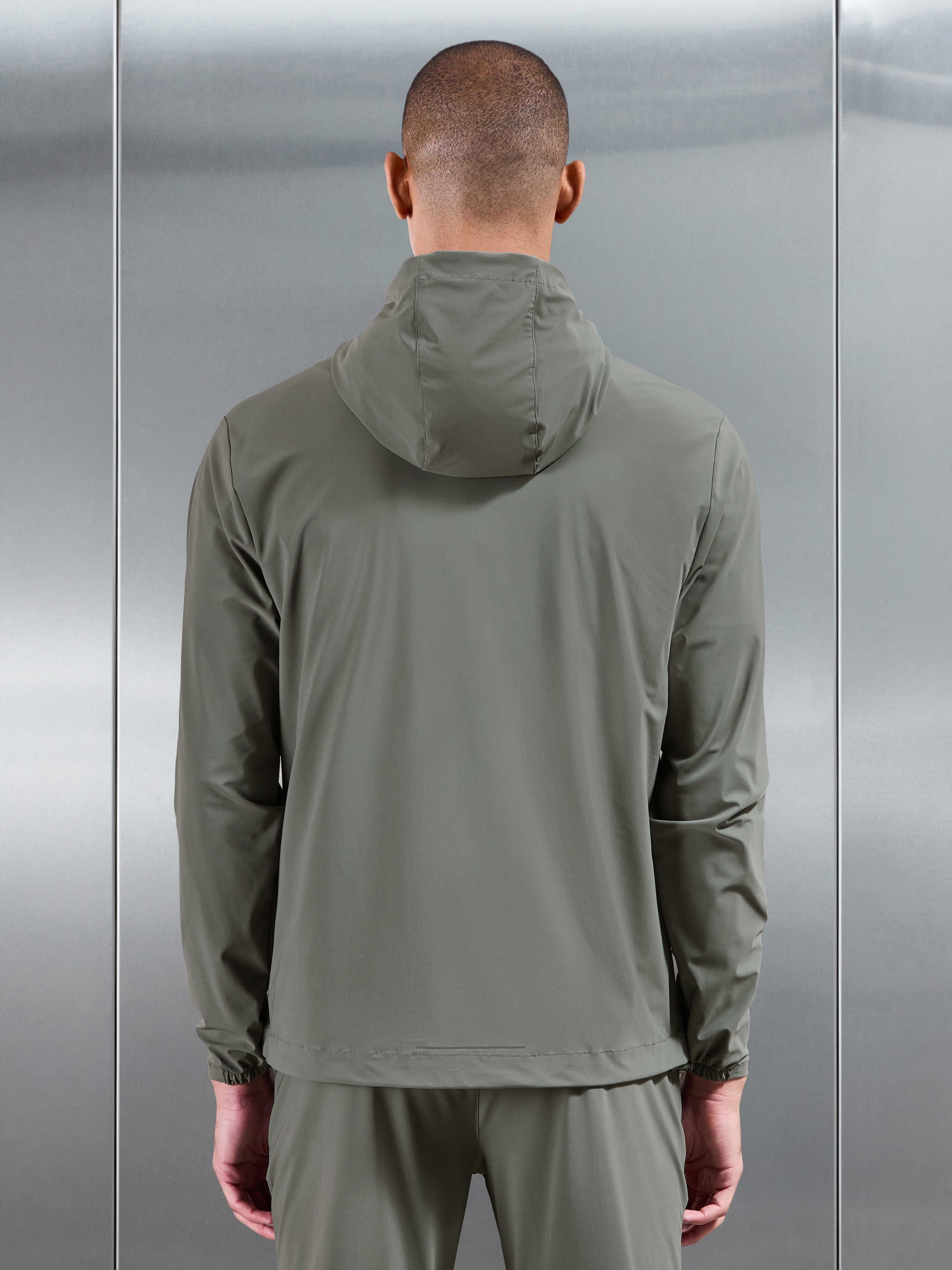 Pace Windbreaker in Dark Olive