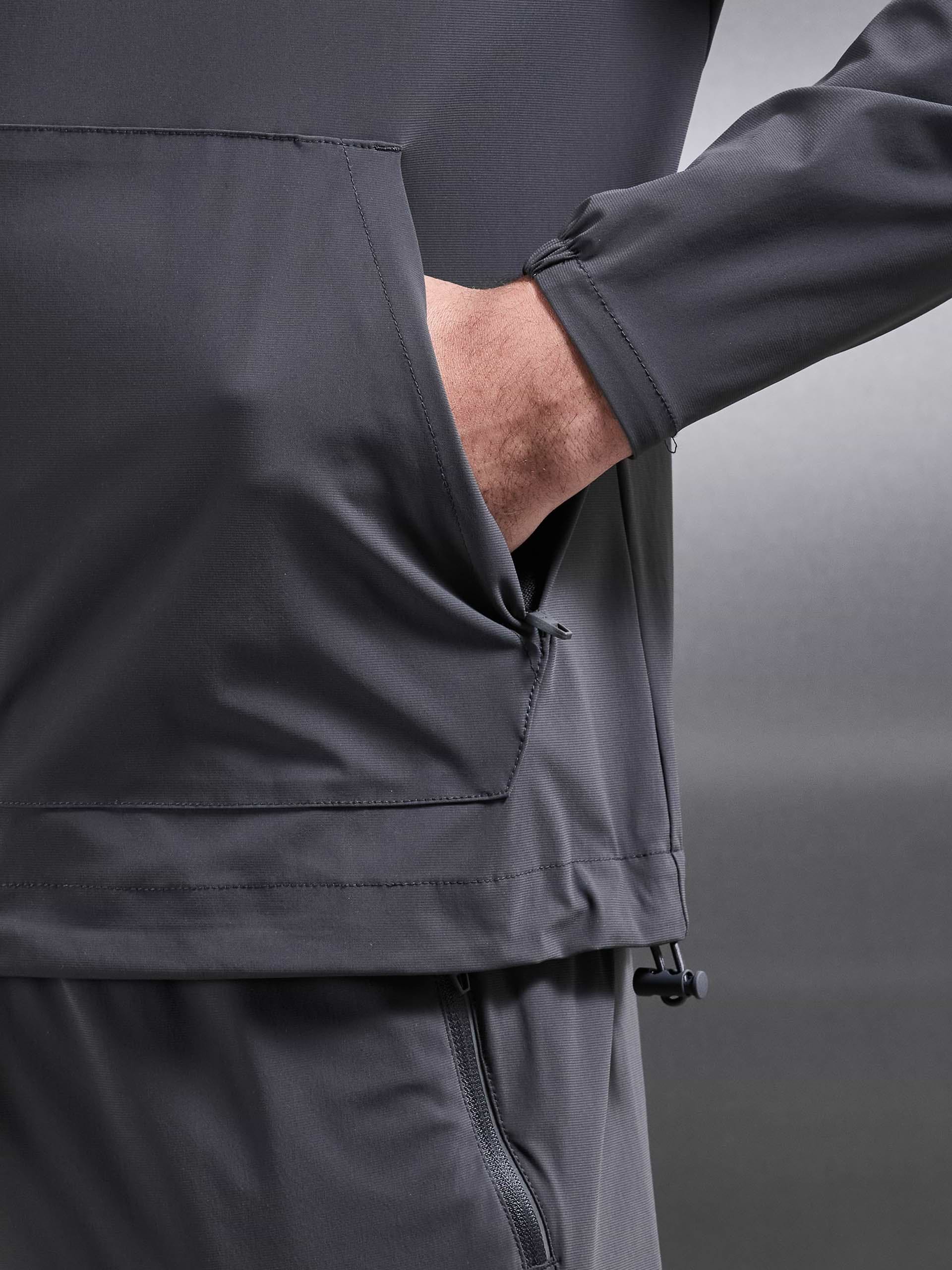 Pace Windbreaker in Grey