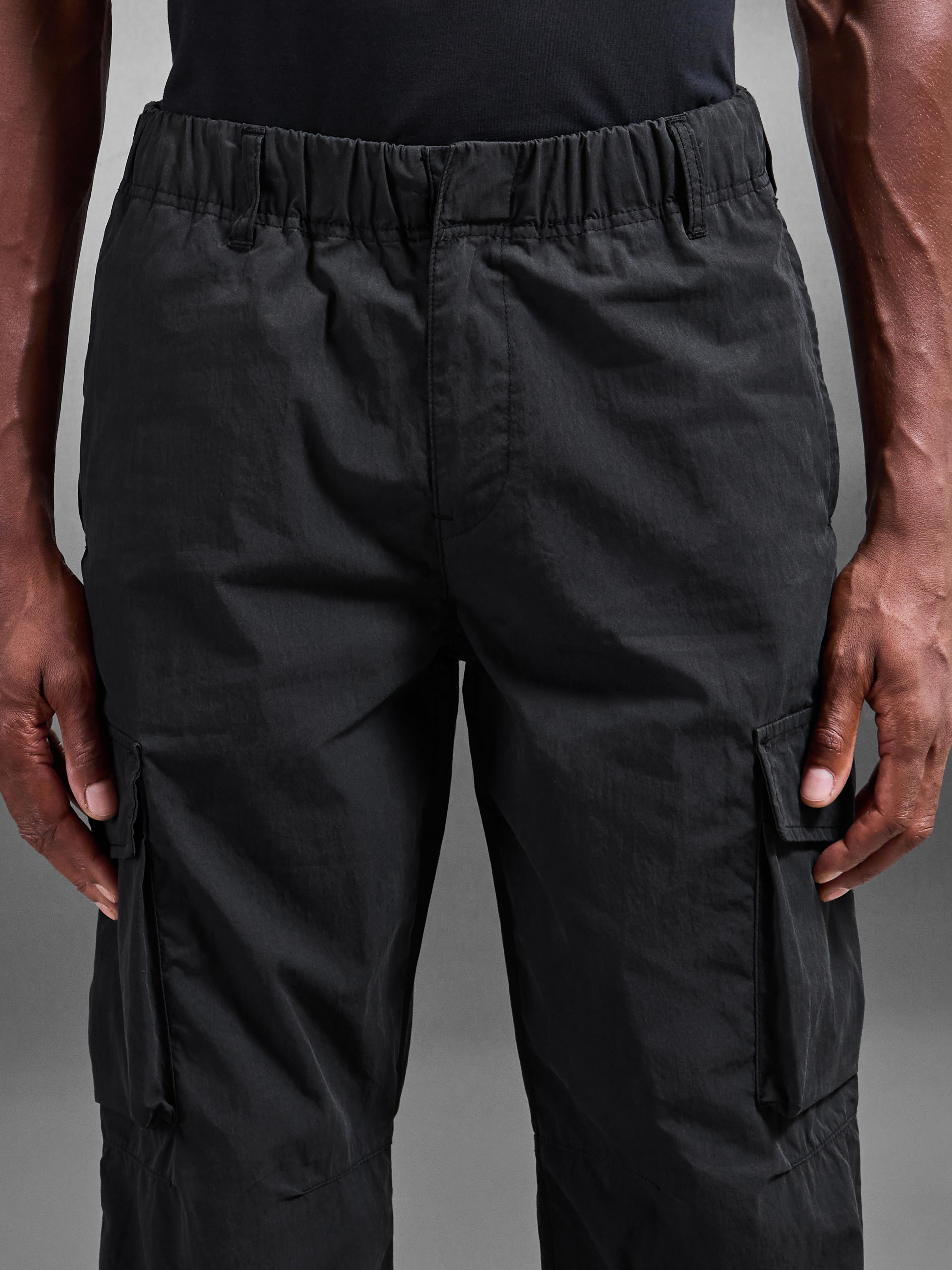 Parachute Cargo Pant in Black
