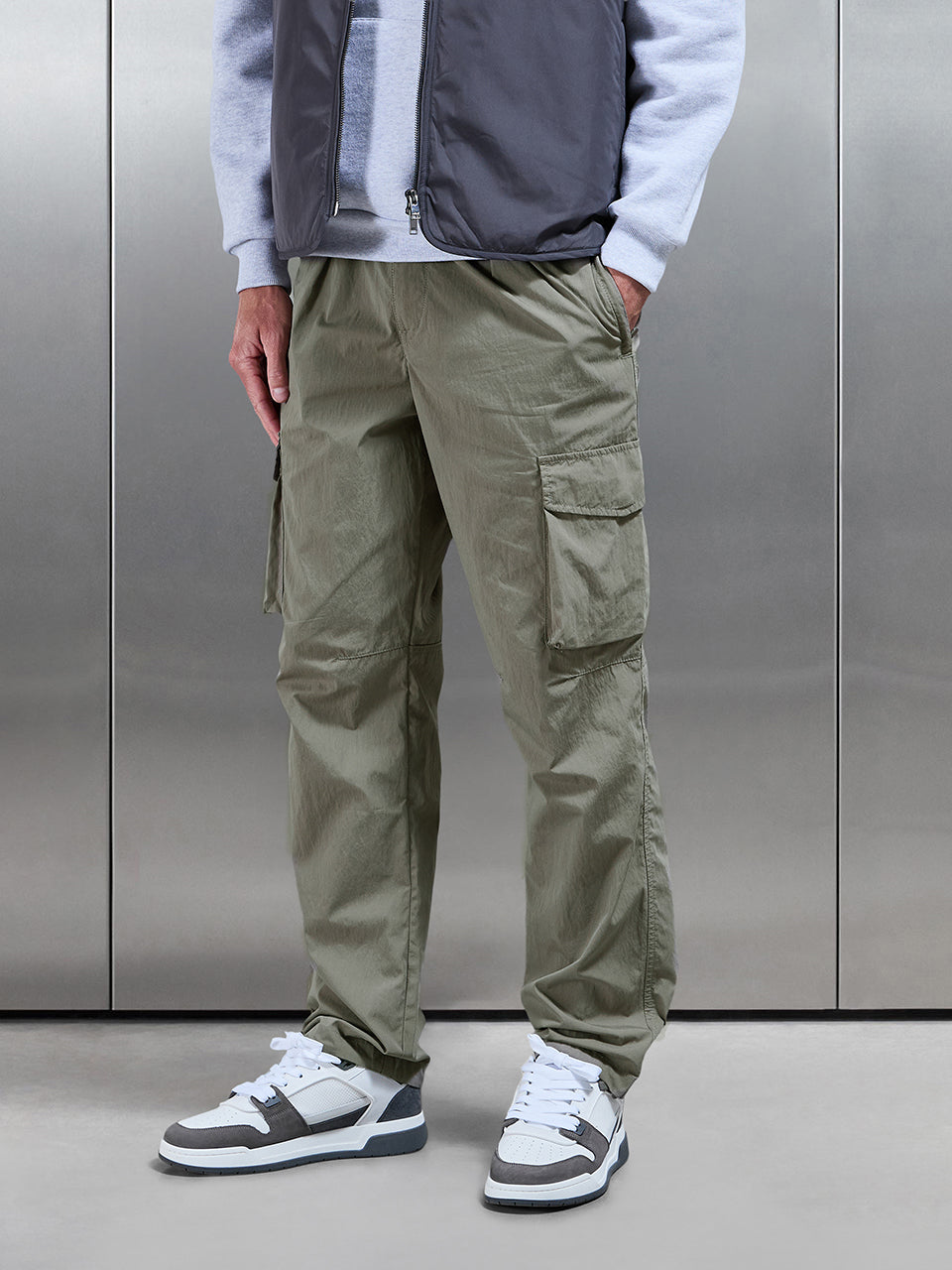 Parachute Cargo Pant in Olive