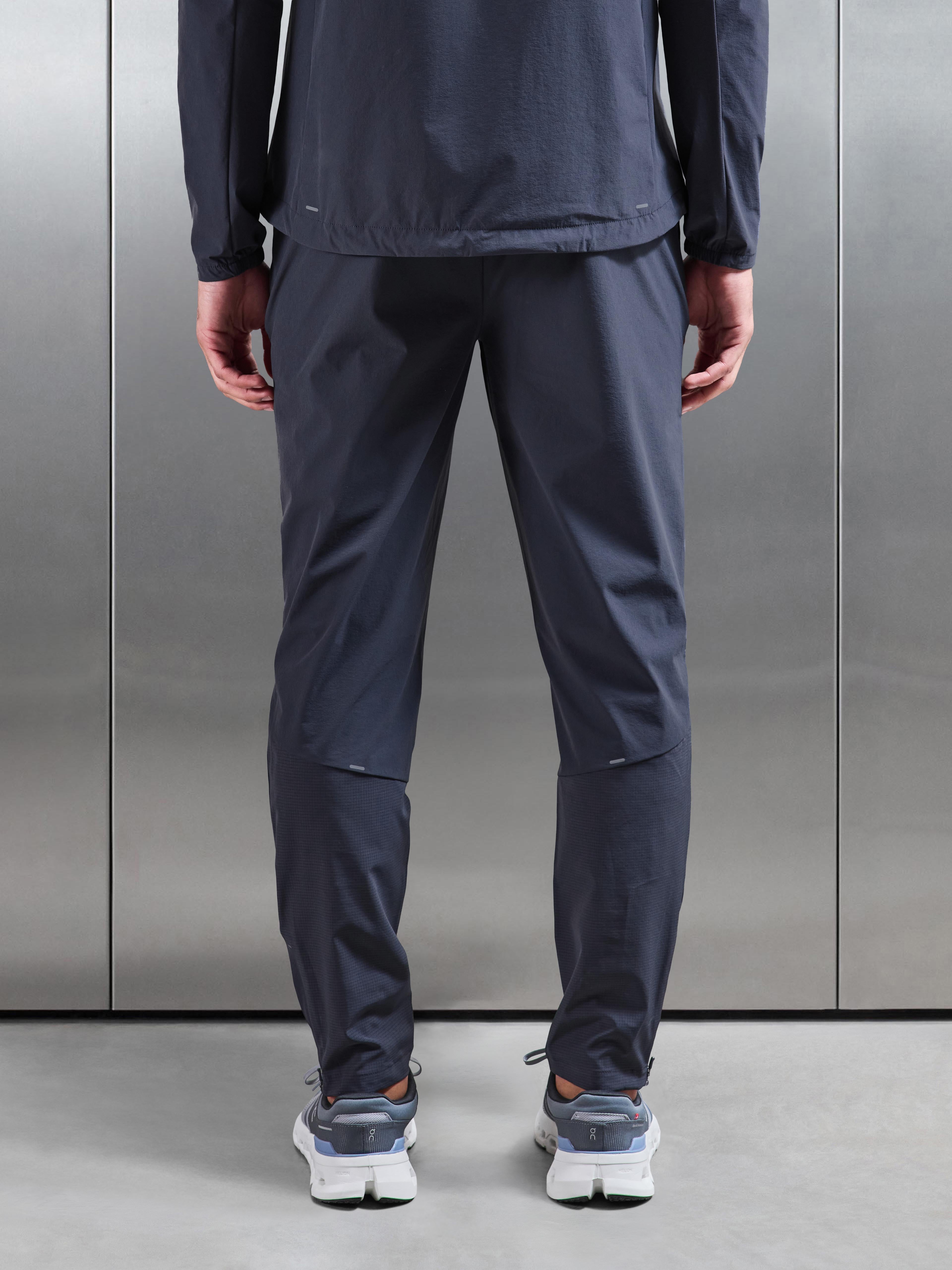 Performance Trackpant in Slate Blue