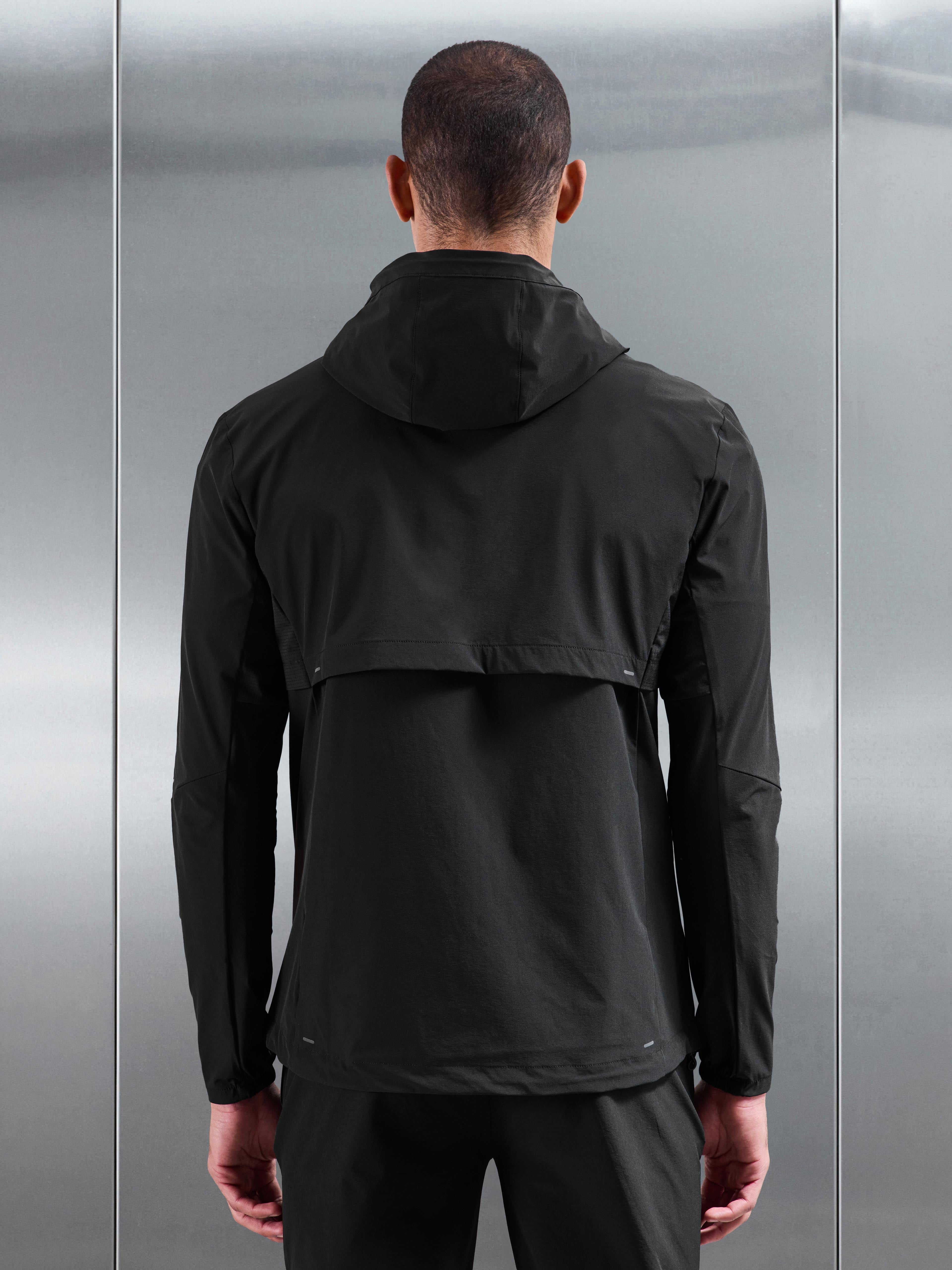 Performance Windbreaker in Black
