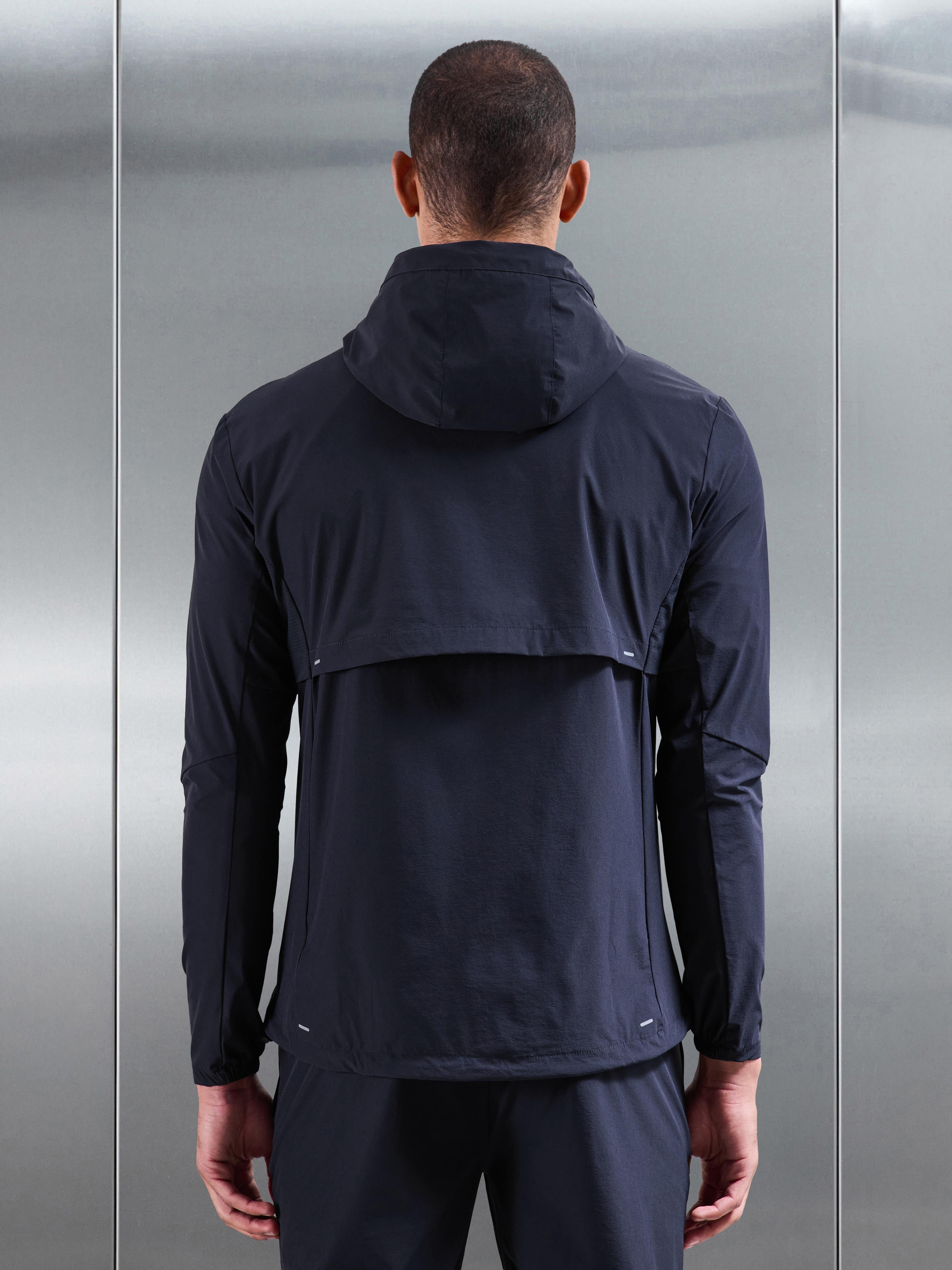 Performance Windbreaker in Navy