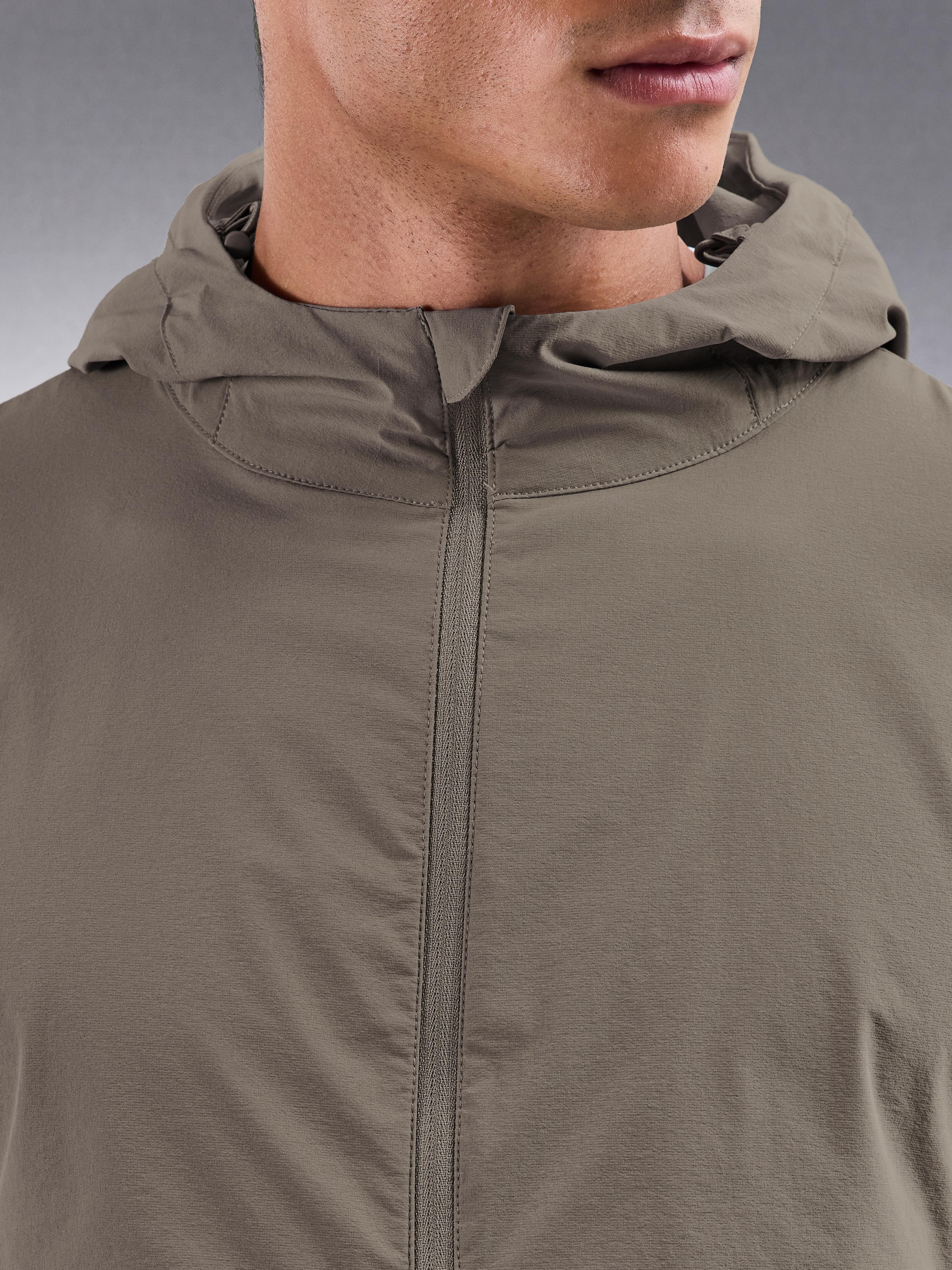 Performance Windbreaker in Taupe