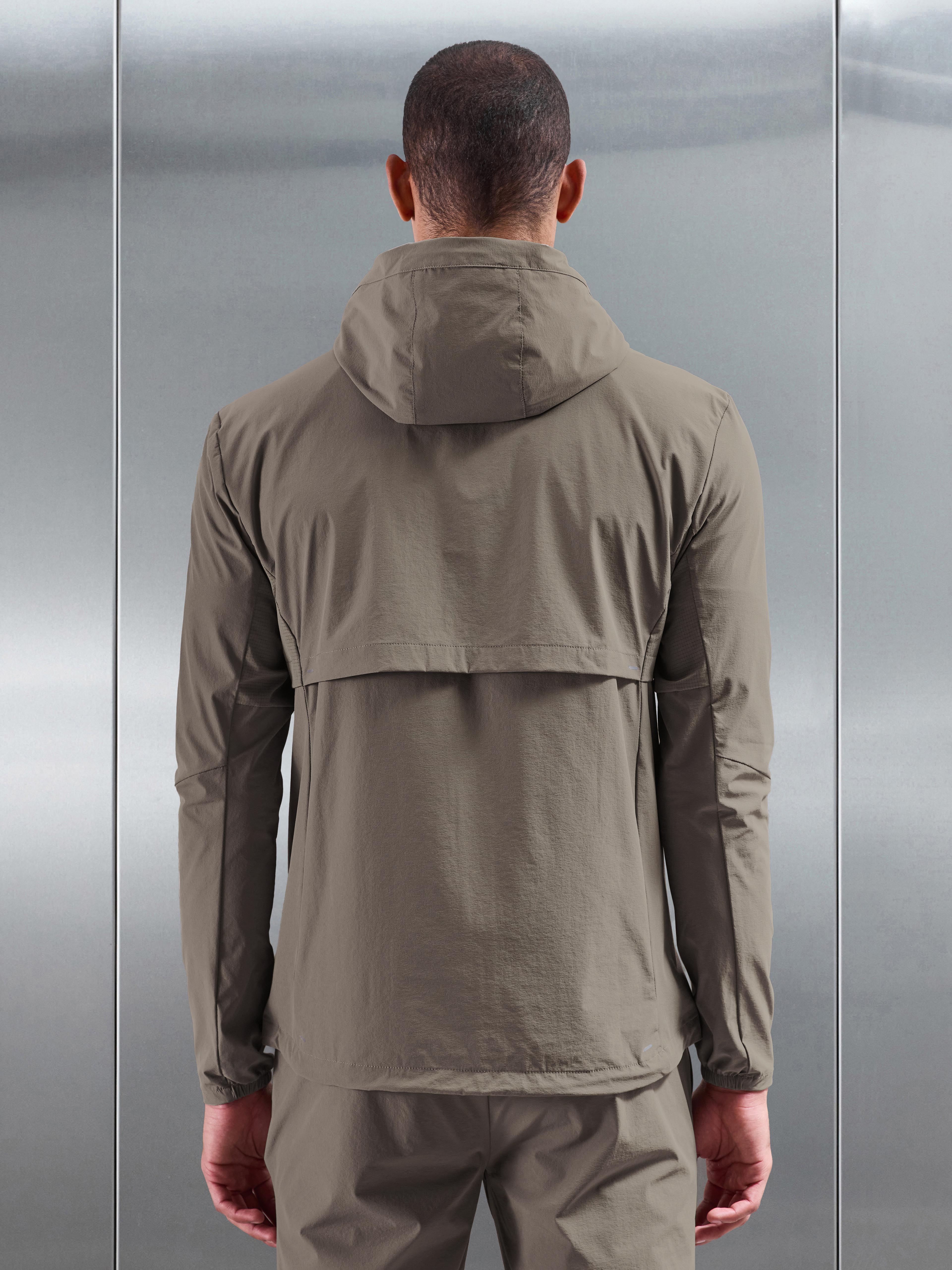 Performance Windbreaker in Taupe