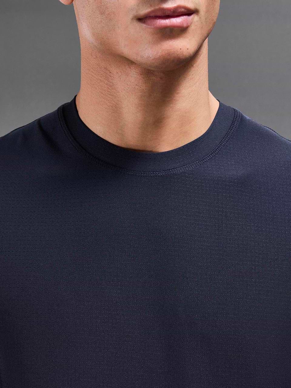 Performance T-Shirt in Navy