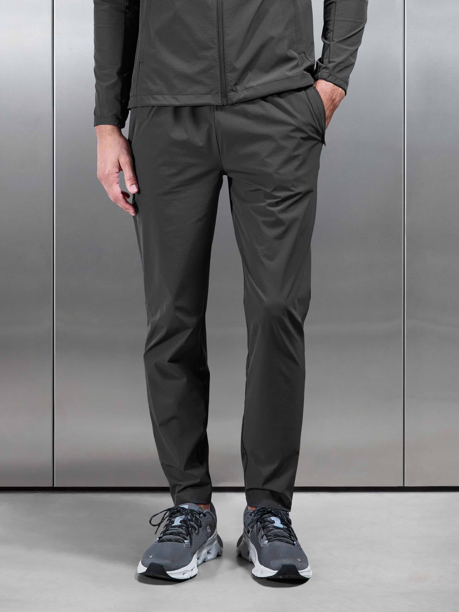 Performance Trackpant in Grey