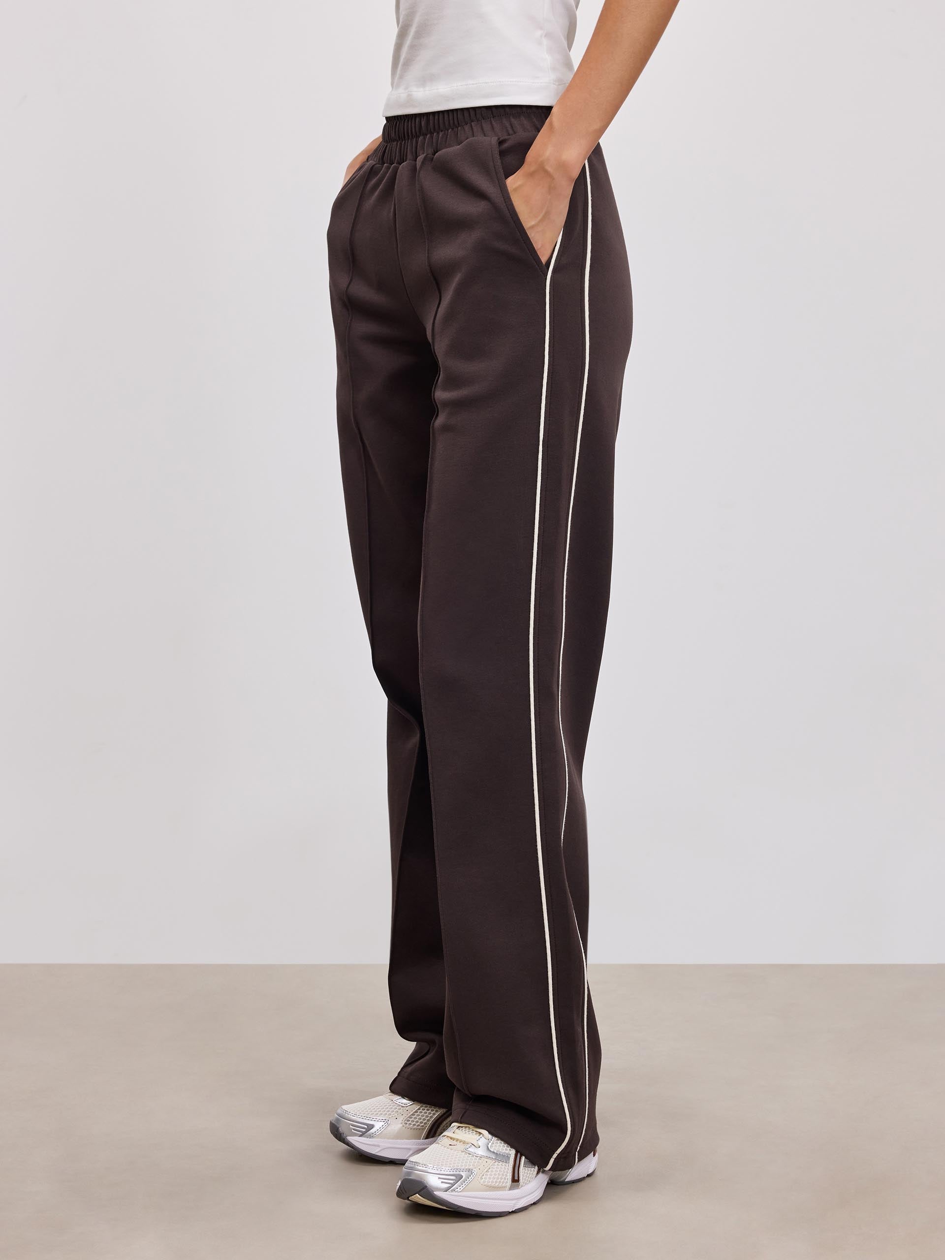 Womens Piping Track Pant in Brown
