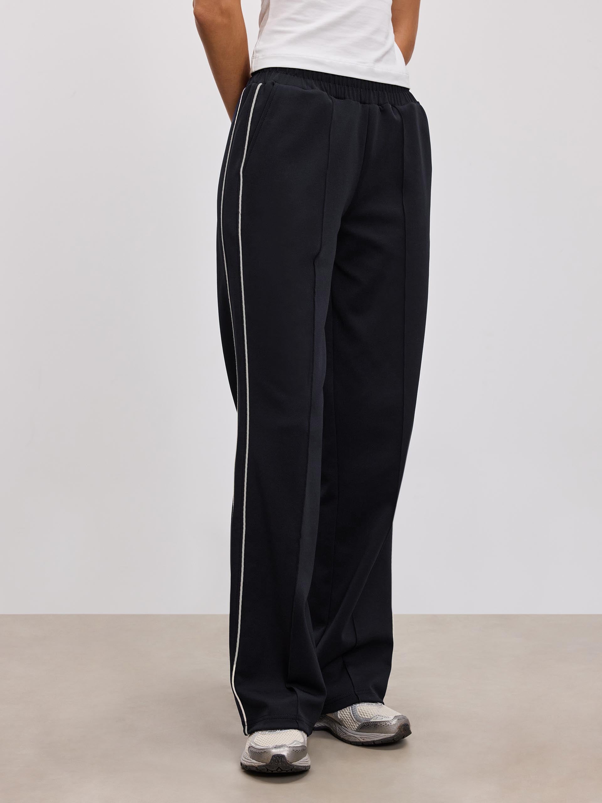 Womens Piping Track Pant in Midnight Navy