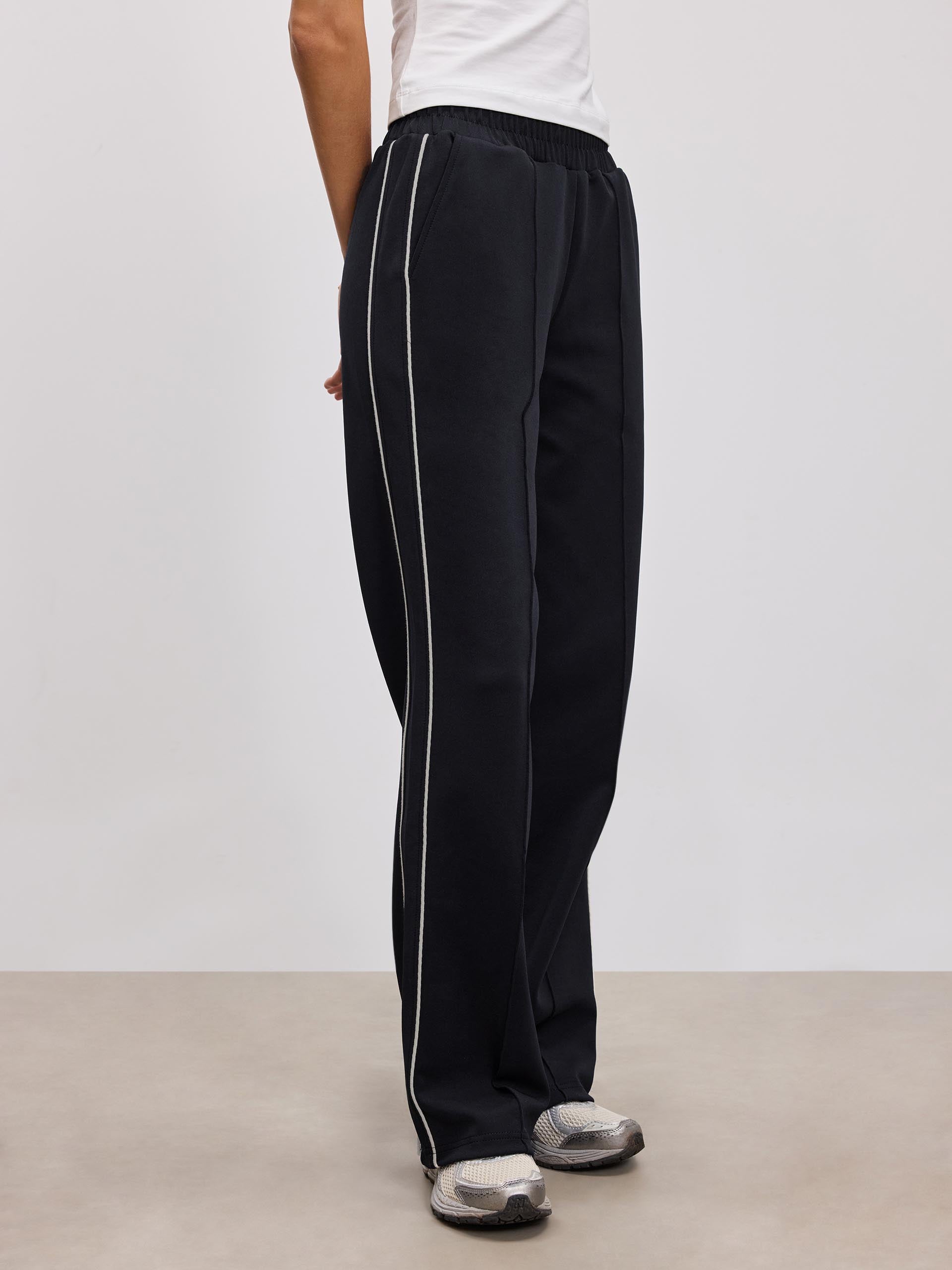 Womens Piping Track Pant in Midnight Navy