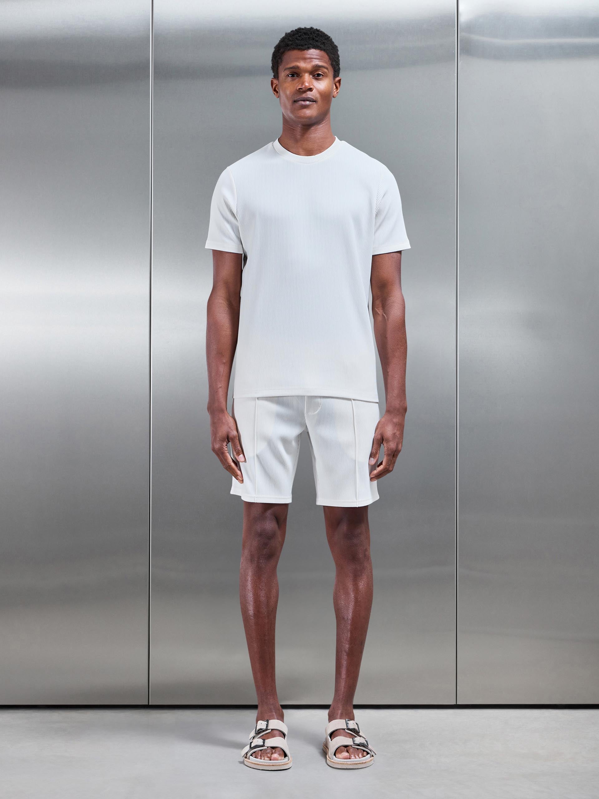 Pleated Short in Ecru