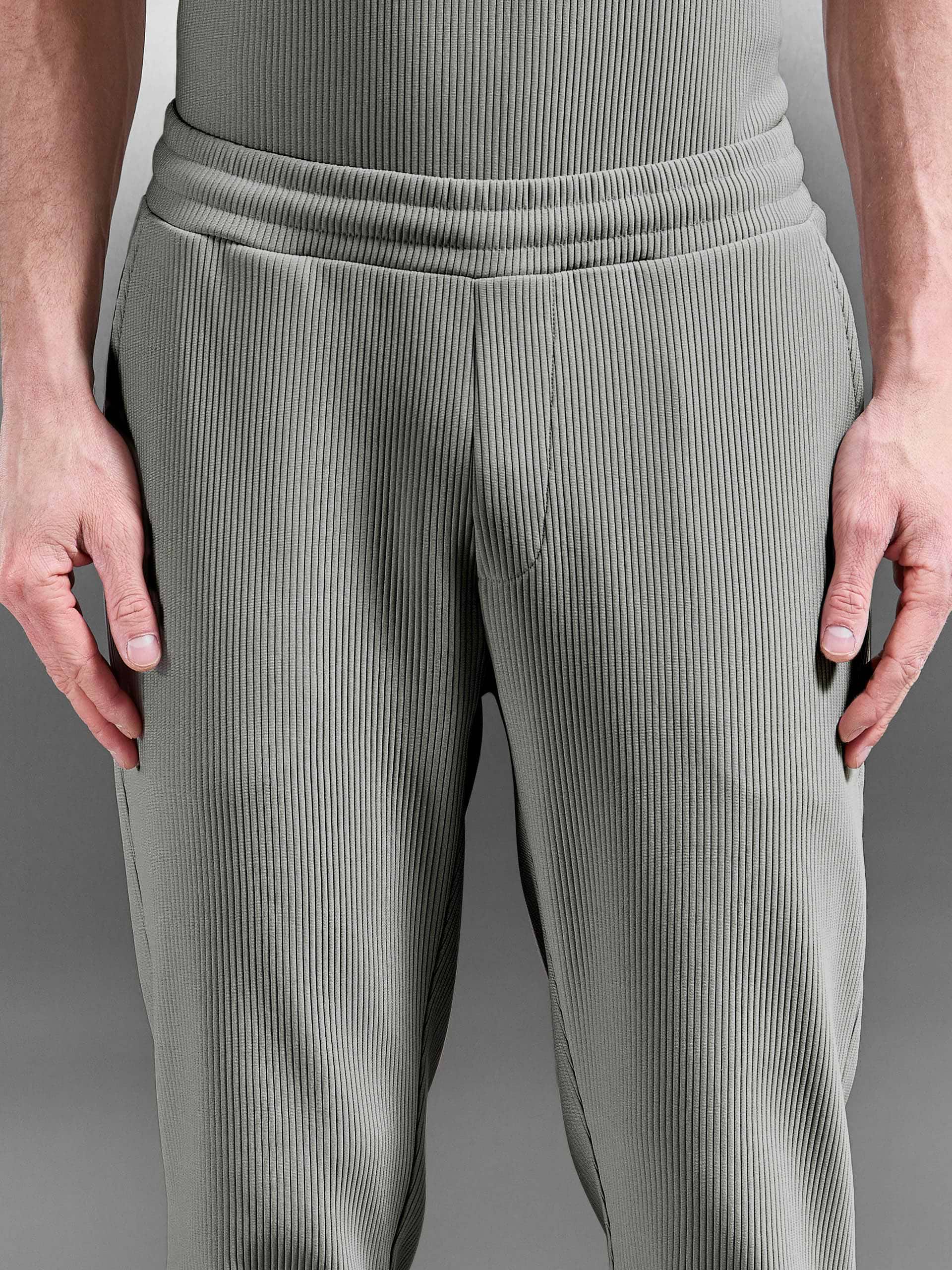 Pleated Trouser in Sage