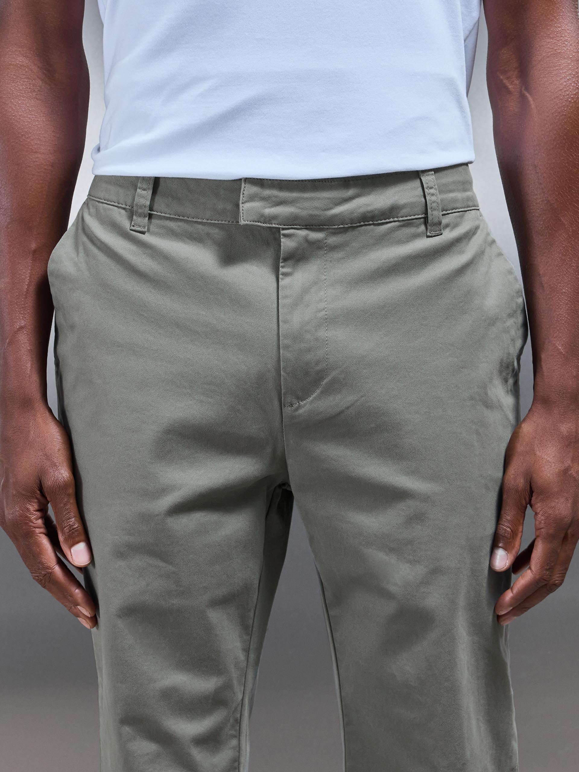 Regular Fit Chino Trouser in Olive