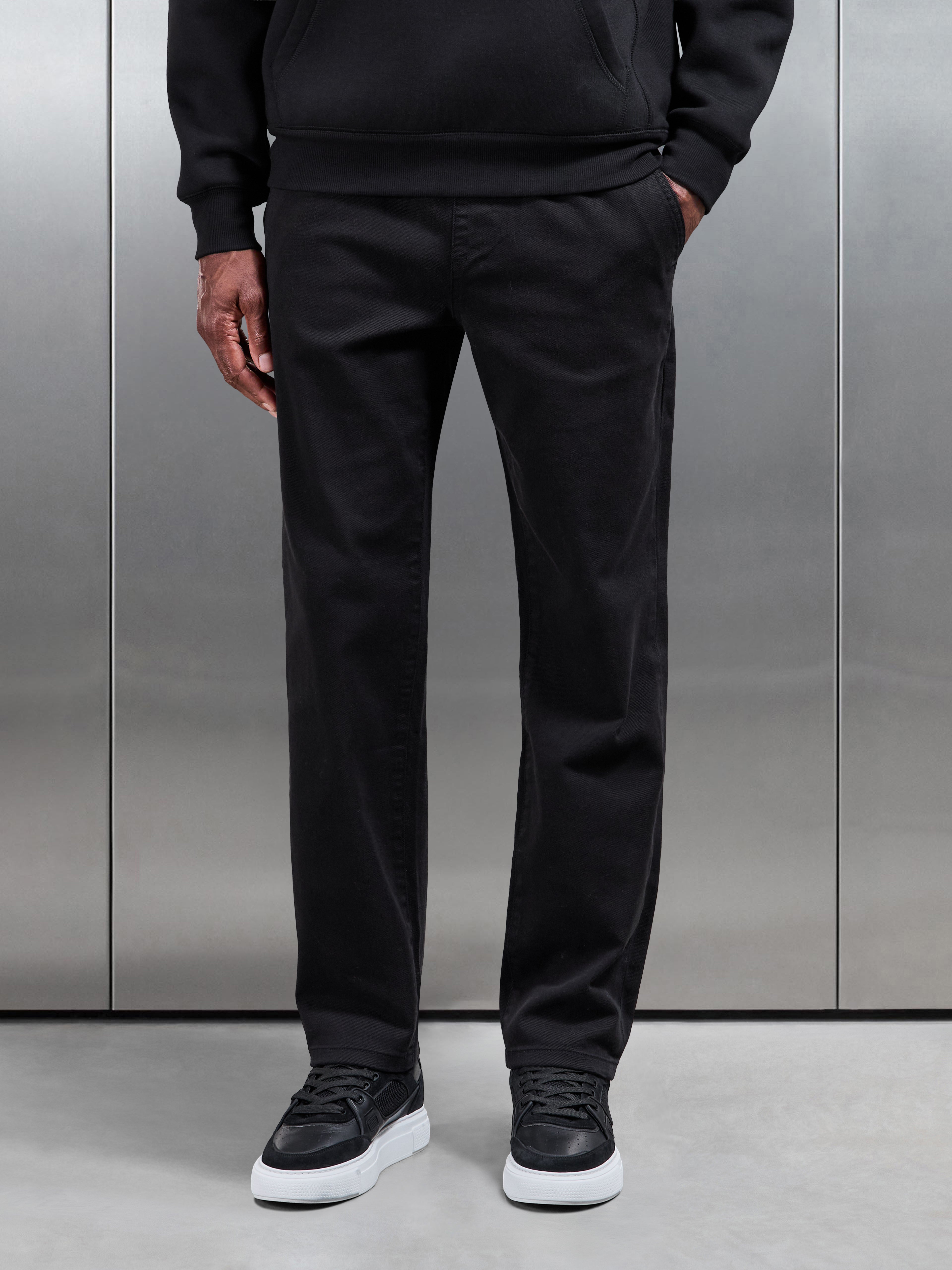 Relaxed Cotton Twill Trouser in Black