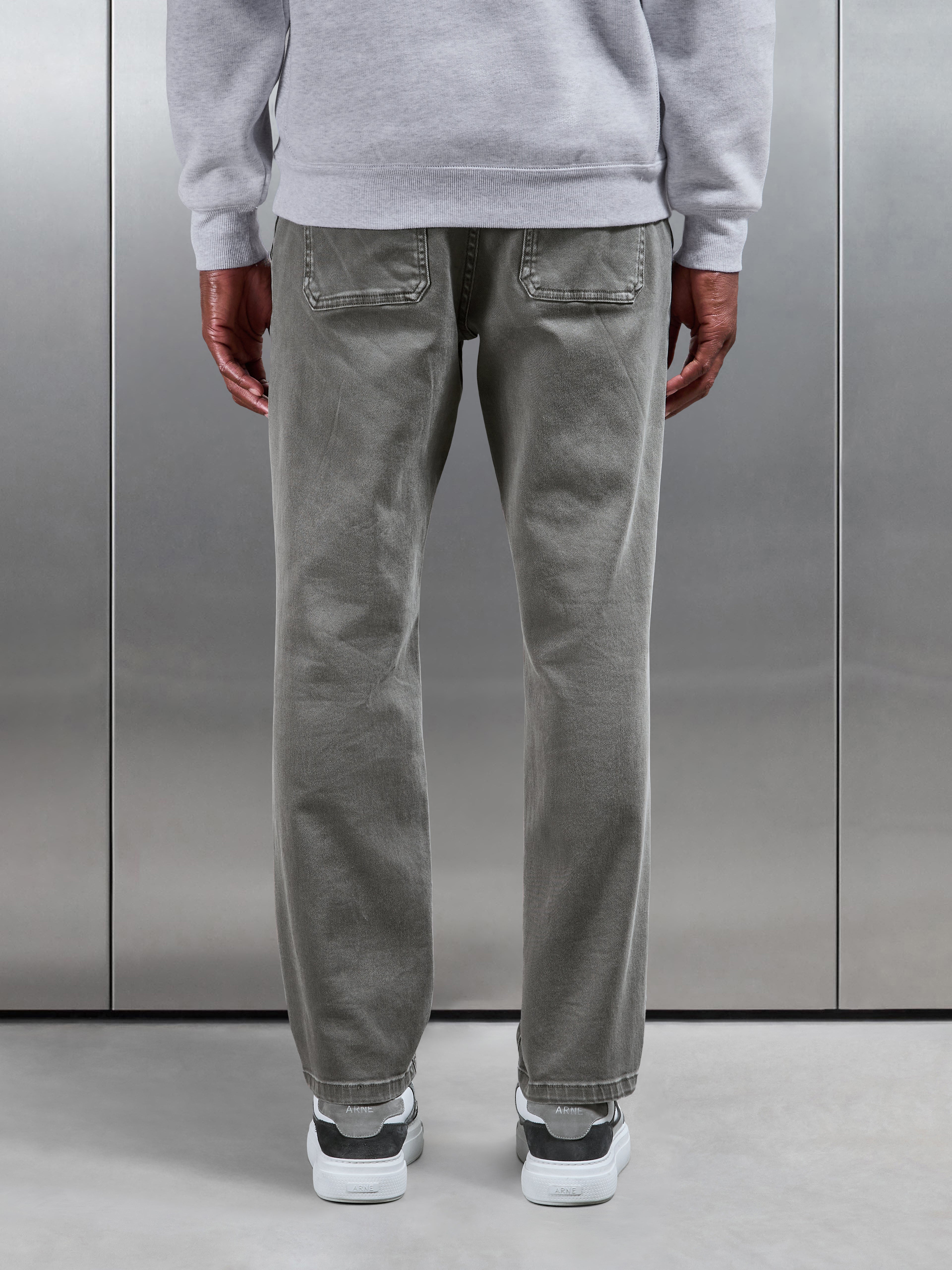 Relaxed Cotton Twill Trouser in Dark Olive