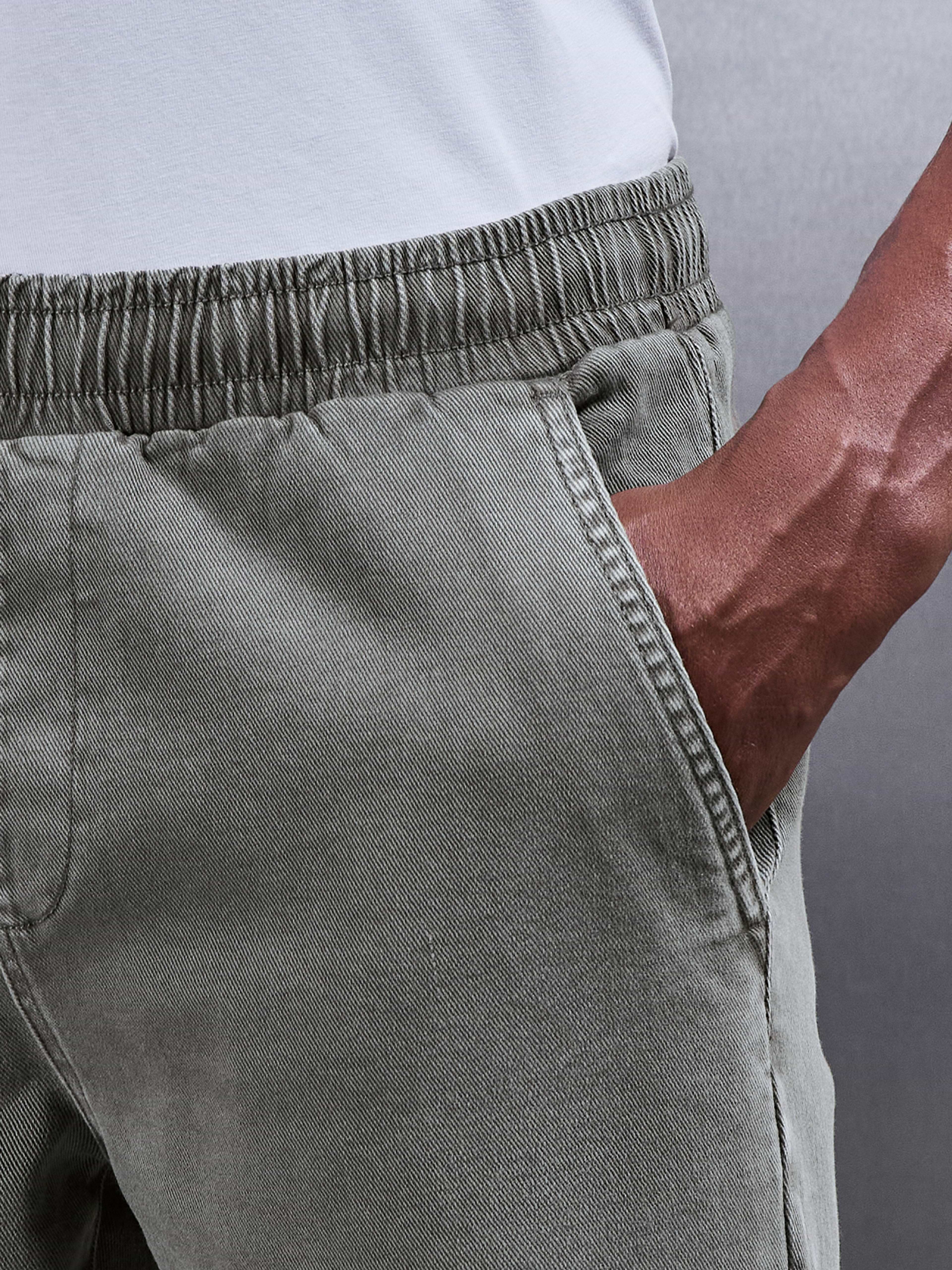 Relaxed Cotton Twill Trouser in Dark Olive