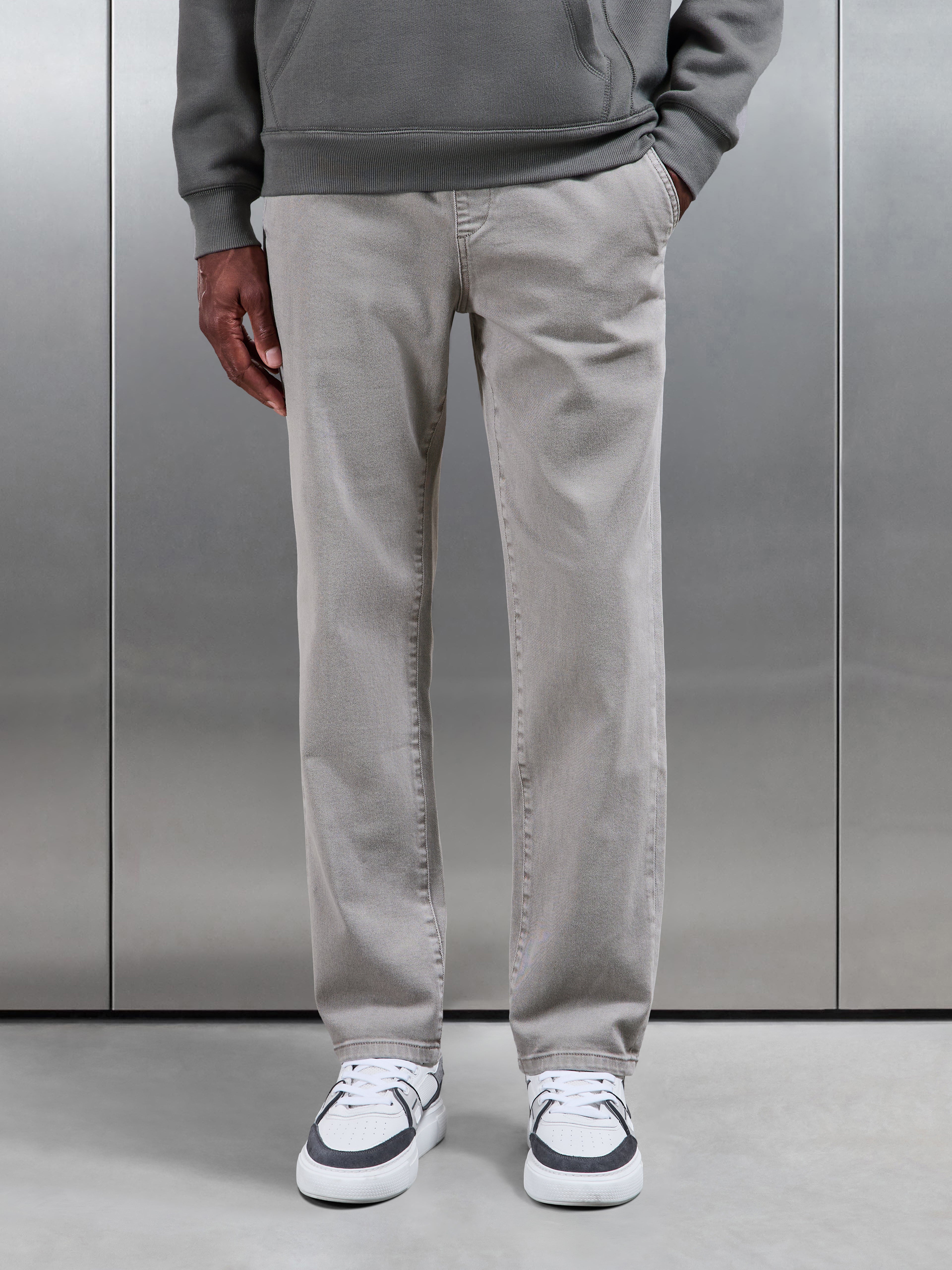 Relaxed Cotton Twill Trouser in Stone