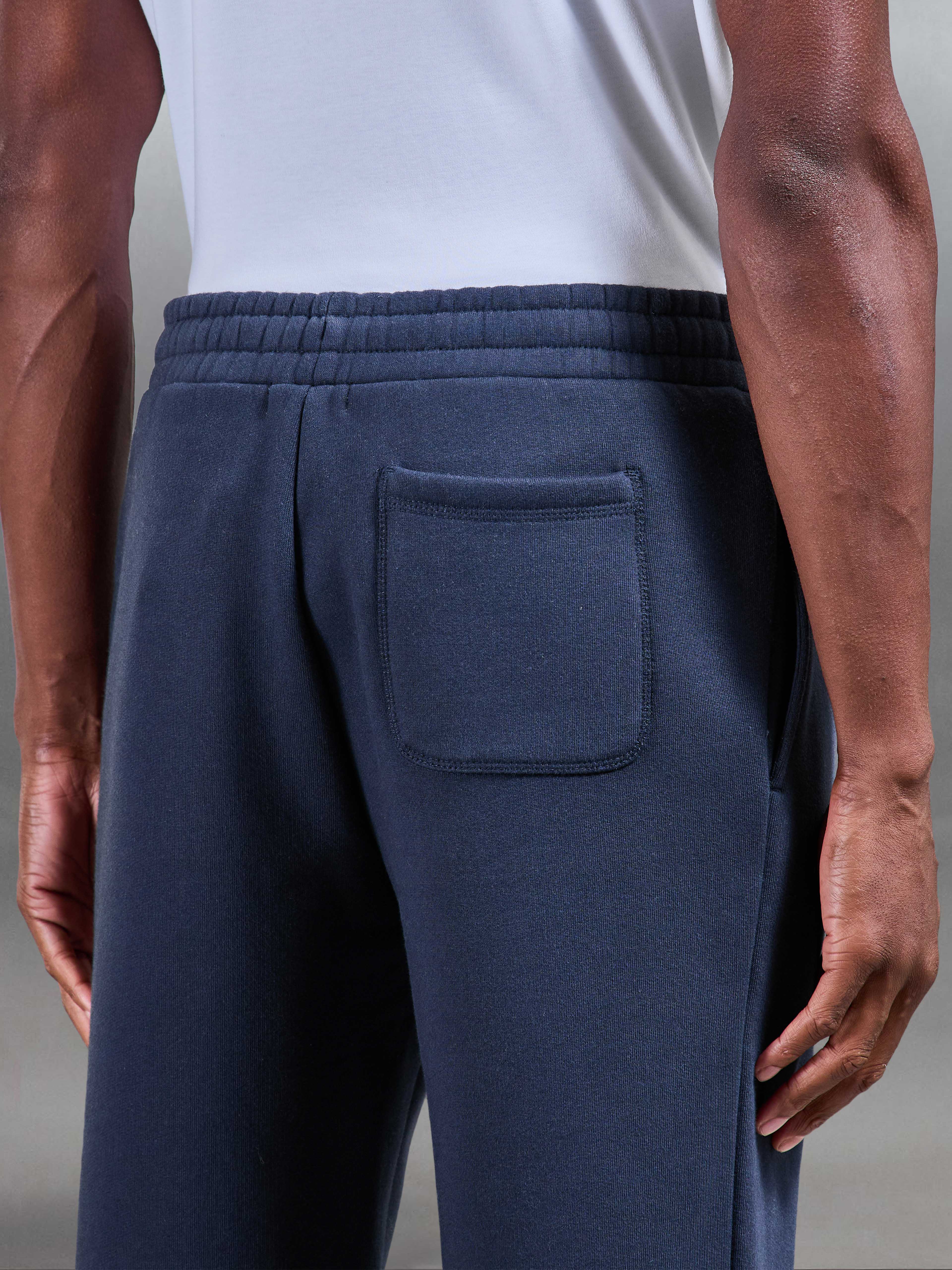 Relaxed Fit Jogger in Navy