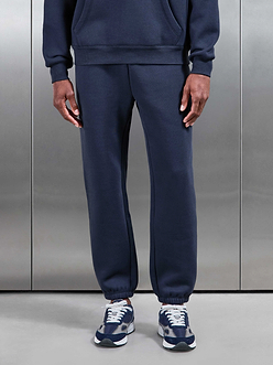 Relaxed Fit Jogger in Navy