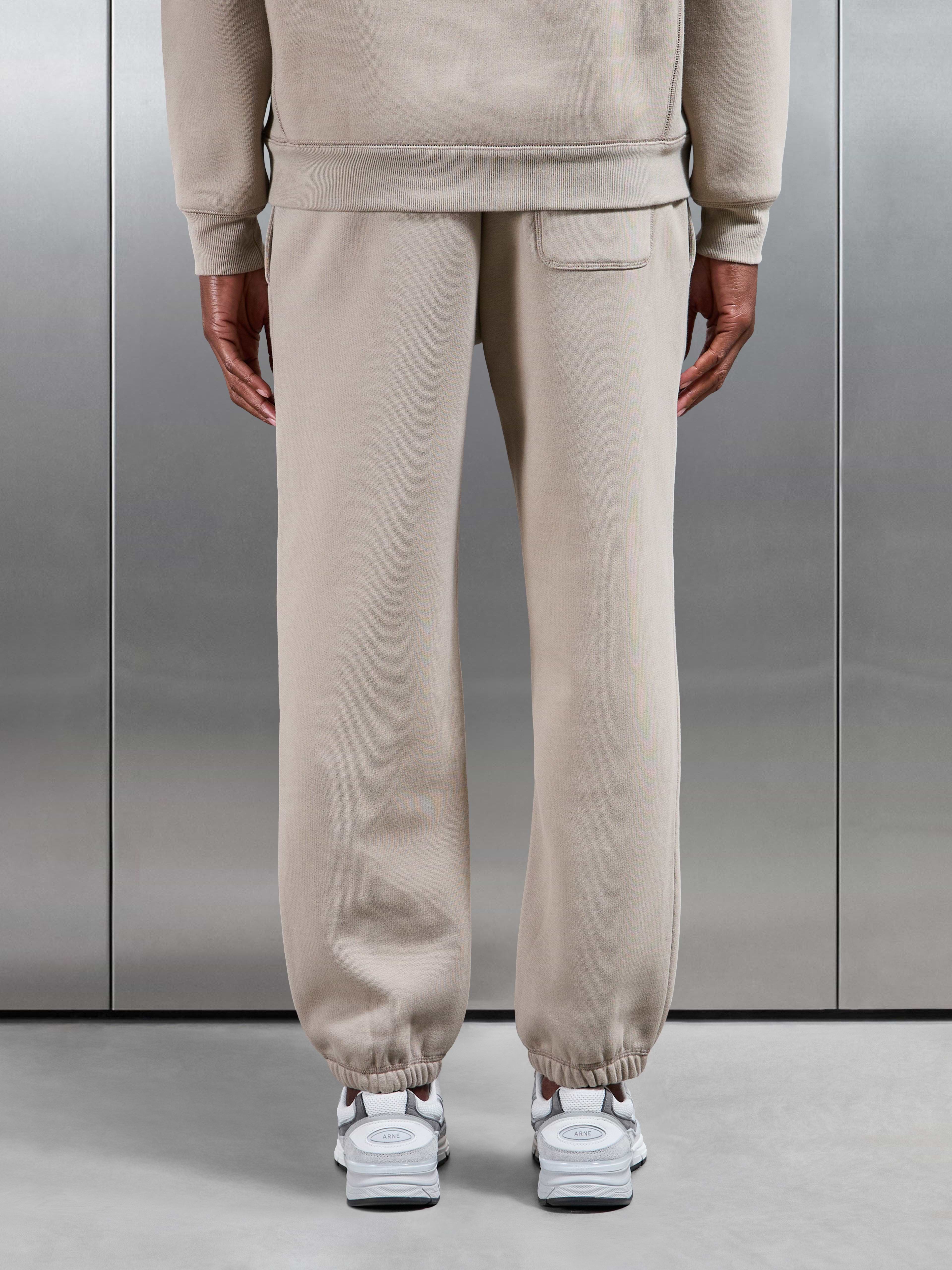Relaxed Fit Jogger in Stone